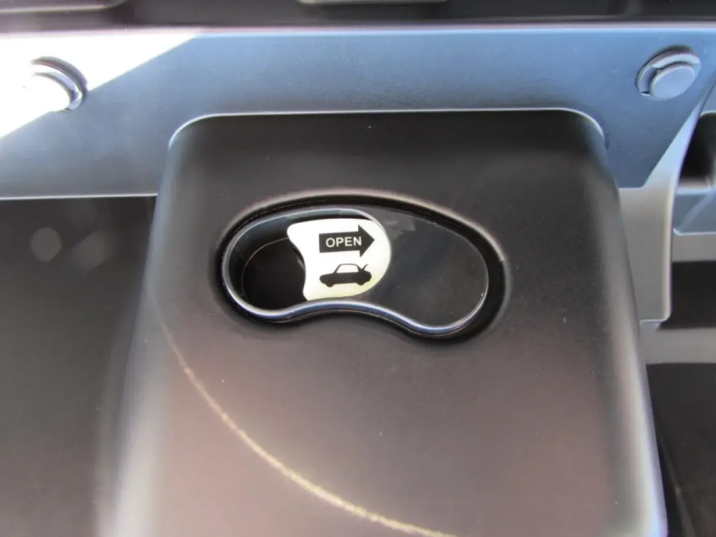 2023 /Black Ram 1500 Laramie (1C6SRFJMXPN) with an Other engine, located at 12830 Highway 21, De Soto, MO, 63020, (636) 337-7777, 38.153099, -90.573624 - Are you ready to elevate your weekend adventures or tackle your daily commute in style? Look no further than this stunning 2023 Ram 1500 4WD Laramie Crew Cab, now available at Pettus CDJR DeSoto. With its powerful performance and luxurious features, this truck is perfect for anyone seeking a blend o - Photo#9