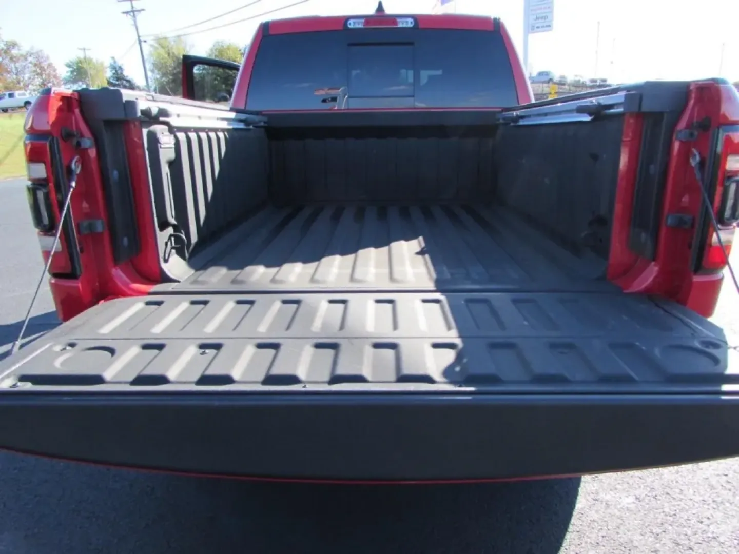 2023 /Black Ram 1500 Laramie (1C6SRFJMXPN) with an Other engine, located at 12830 Highway 21, De Soto, MO, 63020, (636) 337-7777, 38.153099, -90.573624 - Are you ready to elevate your weekend adventures or tackle your daily commute in style? Look no further than this stunning 2023 Ram 1500 4WD Laramie Crew Cab, now available at Pettus CDJR DeSoto. With its powerful performance and luxurious features, this truck is perfect for anyone seeking a blend o - Photo#10