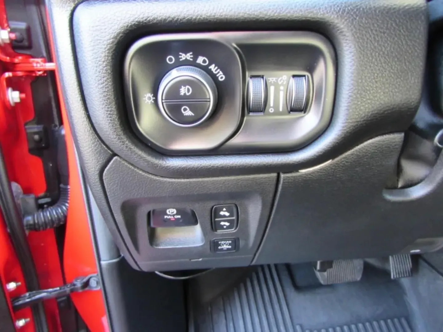 2023 /Black Ram 1500 Laramie (1C6SRFJMXPN) with an Other engine, located at 12830 Highway 21, De Soto, MO, 63020, (636) 337-7777, 38.153099, -90.573624 - Are you ready to elevate your weekend adventures or tackle your daily commute in style? Look no further than this stunning 2023 Ram 1500 4WD Laramie Crew Cab, now available at Pettus CDJR DeSoto. With its powerful performance and luxurious features, this truck is perfect for anyone seeking a blend o - Photo#16