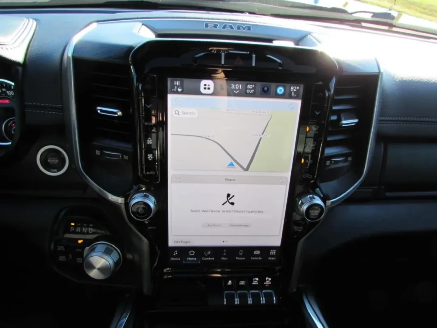 2023 /Black Ram 1500 Laramie (1C6SRFJMXPN) with an Other engine, located at 12830 Highway 21, De Soto, MO, 63020, (636) 337-7777, 38.153099, -90.573624 - Are you ready to elevate your weekend adventures or tackle your daily commute in style? Look no further than this stunning 2023 Ram 1500 4WD Laramie Crew Cab, now available at Pettus CDJR DeSoto. With its powerful performance and luxurious features, this truck is perfect for anyone seeking a blend o - Photo#23