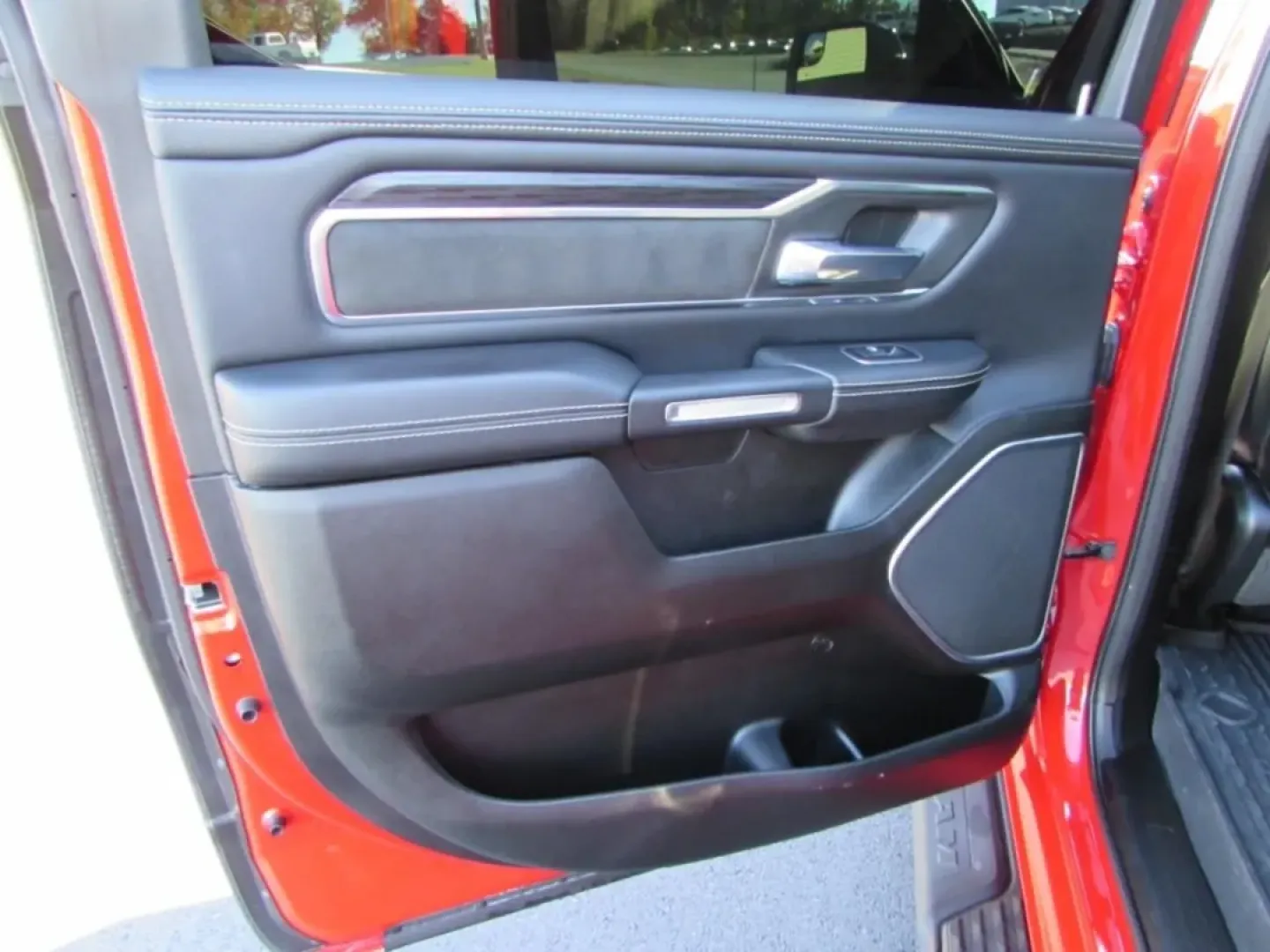 2023 /Black Ram 1500 Laramie (1C6SRFJMXPN) with an Other engine, located at 12830 Highway 21, De Soto, MO, 63020, (636) 337-7777, 38.153099, -90.573624 - Are you ready to elevate your weekend adventures or tackle your daily commute in style? Look no further than this stunning 2023 Ram 1500 4WD Laramie Crew Cab, now available at Pettus CDJR DeSoto. With its powerful performance and luxurious features, this truck is perfect for anyone seeking a blend o - Photo#28