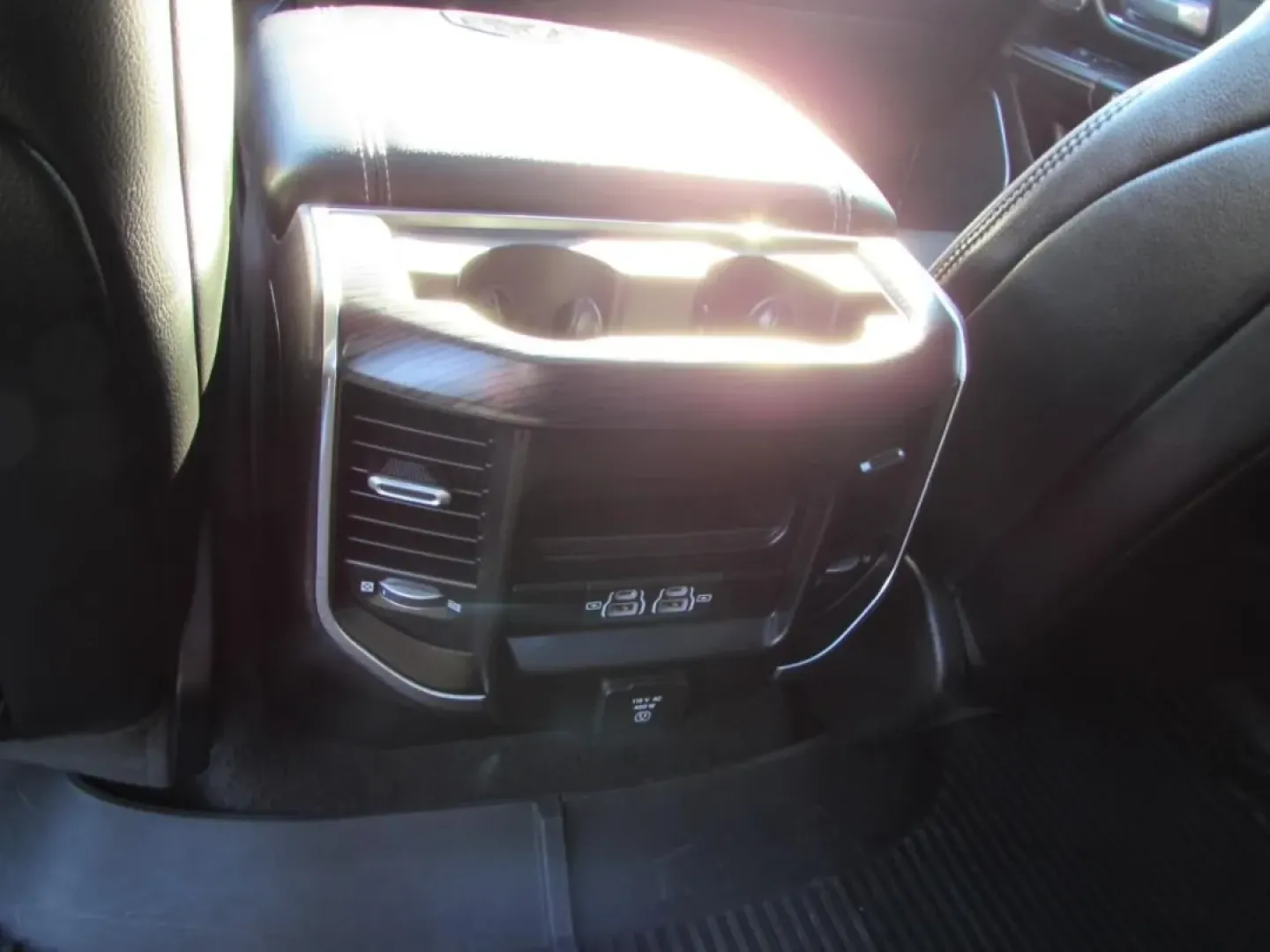 2023 /Black Ram 1500 Laramie (1C6SRFJMXPN) with an Other engine, located at 12830 Highway 21, De Soto, MO, 63020, (636) 337-7777, 38.153099, -90.573624 - Are you ready to elevate your weekend adventures or tackle your daily commute in style? Look no further than this stunning 2023 Ram 1500 4WD Laramie Crew Cab, now available at Pettus CDJR DeSoto. With its powerful performance and luxurious features, this truck is perfect for anyone seeking a blend o - Photo#29