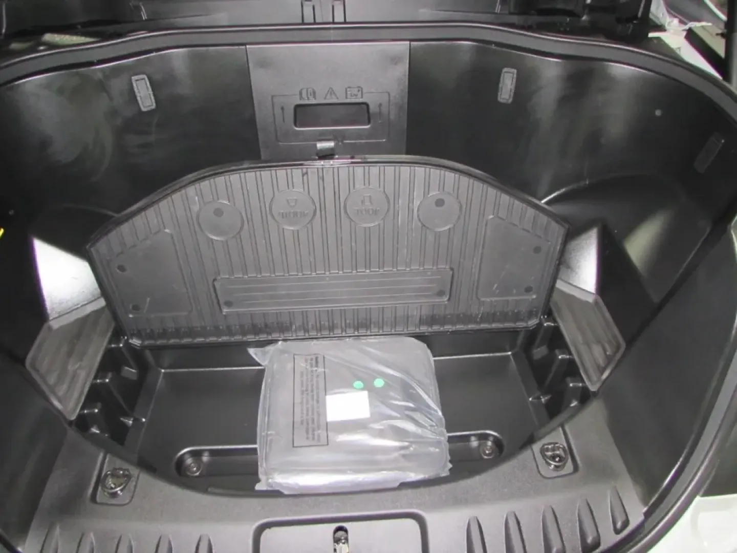 2023 /Black Ford F-150 Lightning Platinum (1FT6W1EVXPW) with an Other engine, located at 12836 Highway 21, De Soto, MO, 63020, (636) 337-7777, 38.151867, -90.575615 - **Unleash the Future of Driving with the 2023 Ford F-150 Lightning at Pettus Ford De Soto!**<br /> <br /> Are you ready to redefine your daily commute or elevate your weekend adventures? Look no further than the groundbreaking **2023 Ford F-150 Lightning**, an electric truck that perfectly marries c - Photo#9