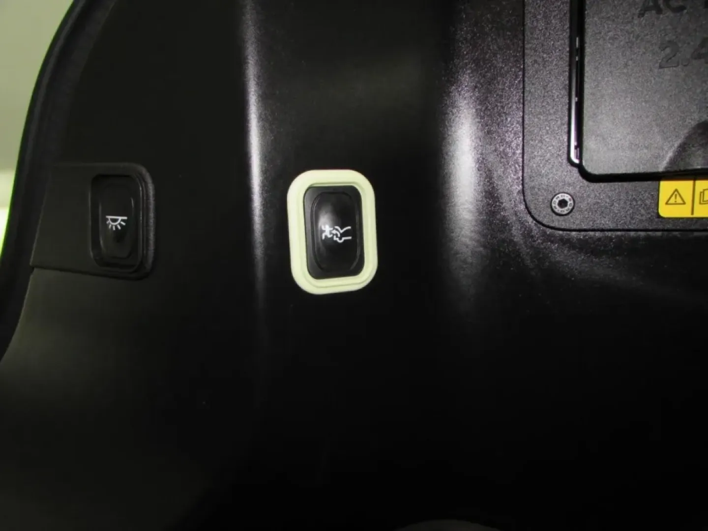 2023 /Black Ford F-150 Lightning Platinum (1FT6W1EVXPW) with an Other engine, located at 12836 Highway 21, De Soto, MO, 63020, (636) 337-7777, 38.151867, -90.575615 - **Unleash the Future of Driving with the 2023 Ford F-150 Lightning at Pettus Ford De Soto!**<br /> <br /> Are you ready to redefine your daily commute or elevate your weekend adventures? Look no further than the groundbreaking **2023 Ford F-150 Lightning**, an electric truck that perfectly marries c - Photo#11