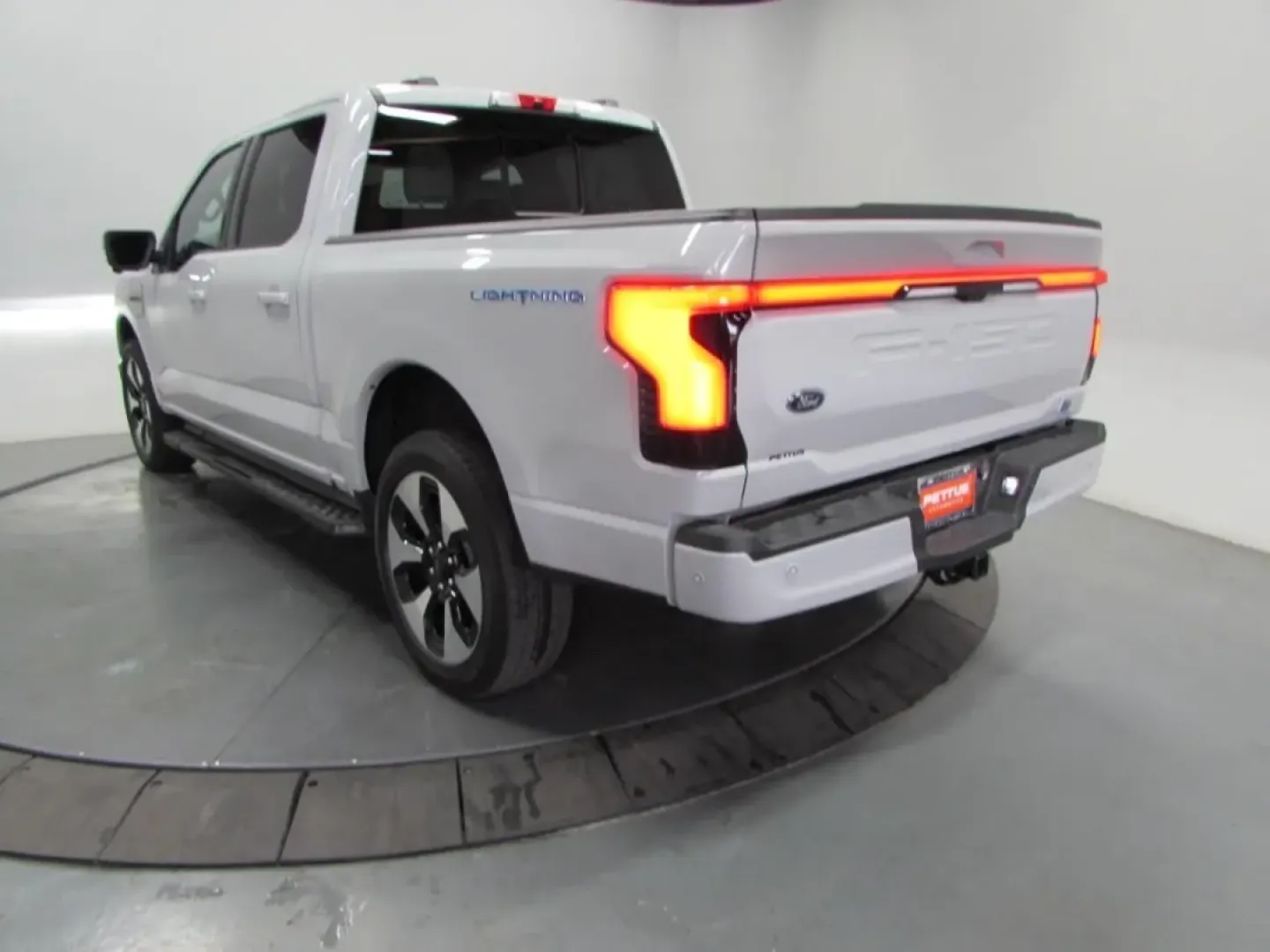 2023 /Black Ford F-150 Lightning Platinum (1FT6W1EVXPW) with an Other engine, located at 12836 Highway 21, De Soto, MO, 63020, (636) 337-7777, 38.151867, -90.575615 - **Unleash the Future of Driving with the 2023 Ford F-150 Lightning at Pettus Ford De Soto!**<br /> <br /> Are you ready to redefine your daily commute or elevate your weekend adventures? Look no further than the groundbreaking **2023 Ford F-150 Lightning**, an electric truck that perfectly marries c - Photo#5