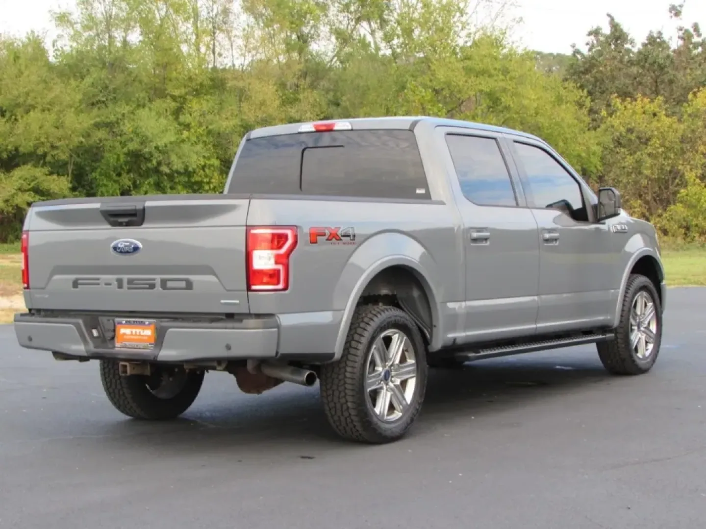 2019 /Black Ford F-150 XLT (1FTEW1E44KK) with an Other engine, located at 12836 Highway 21, De Soto, MO, 63020, (636) 337-7777, 38.151867, -90.575615 - **Discover the Ultimate Truck for Your Next Adventure: 2019 Ford F-150 at Pettus Ford De Soto**<br /> <br /> Are you ready to elevate your lifestyle with a reliable and powerful truck that can handle everything from weekend adventures to daily commutes? Look no further than this stunning 2019 Ford F - Photo#6