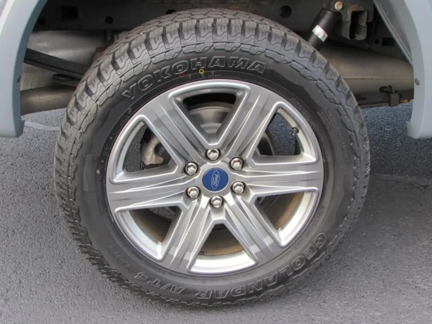 2019 /Black Ford F-150 XLT (1FTEW1E44KK) with an Other engine, located at 12836 Highway 21, De Soto, MO, 63020, (636) 337-7777, 38.151867, -90.575615 - **Discover the Ultimate Truck for Your Next Adventure: 2019 Ford F-150 at Pettus Ford De Soto**<br /> <br /> Are you ready to elevate your lifestyle with a reliable and powerful truck that can handle everything from weekend adventures to daily commutes? Look no further than this stunning 2019 Ford F - Photo#10