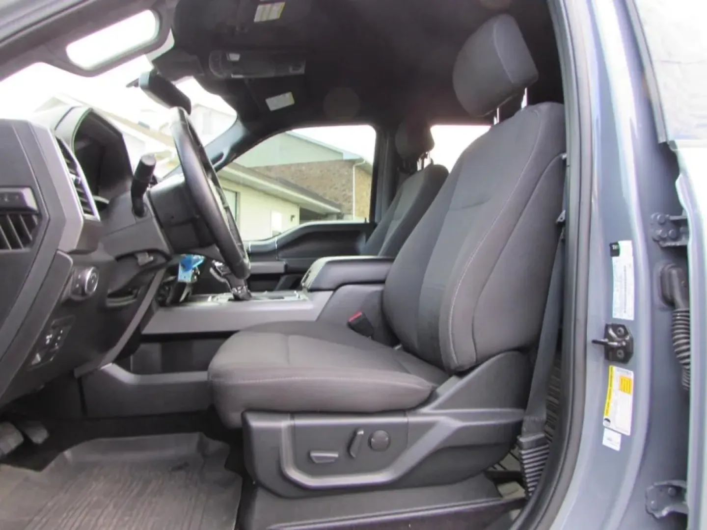 2019 /Black Ford F-150 XLT (1FTEW1E44KK) with an Other engine, located at 12836 Highway 21, De Soto, MO, 63020, (636) 337-7777, 38.151867, -90.575615 - **Discover the Ultimate Truck for Your Next Adventure: 2019 Ford F-150 at Pettus Ford De Soto**<br /> <br /> Are you ready to elevate your lifestyle with a reliable and powerful truck that can handle everything from weekend adventures to daily commutes? Look no further than this stunning 2019 Ford F - Photo#17