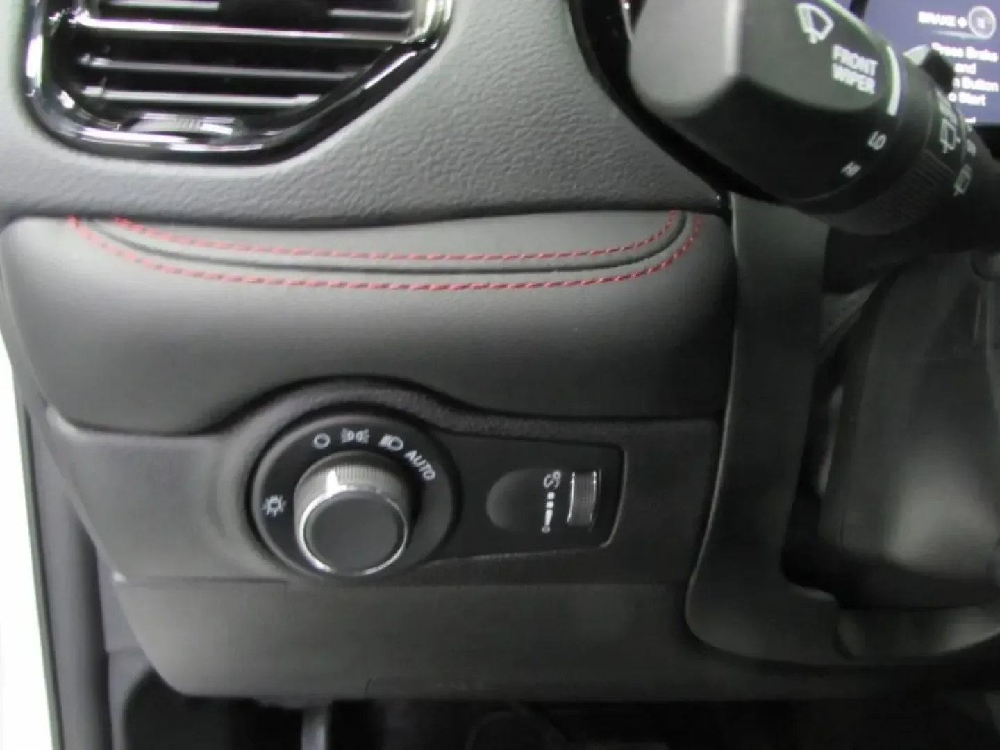 2026 /Black Dodge Durango GT Plus (1C4RDJDG1TC) with an Other engine, Automatic transmission, located at 12830 Highway 21, De Soto, MO, 63020, (636) 337-7777, 38.153099, -90.573624 - **Unleash Adventure with the 2026 Dodge Durango at Pettus CDJR DeSoto!**<br /> <br /> Are you ready to elevate your family outings or weekend adventures? The 2026 Dodge Durango is here to redefine your driving experience, whether you're navigating city streets or exploring off-the-beaten-path destin - Photo#12