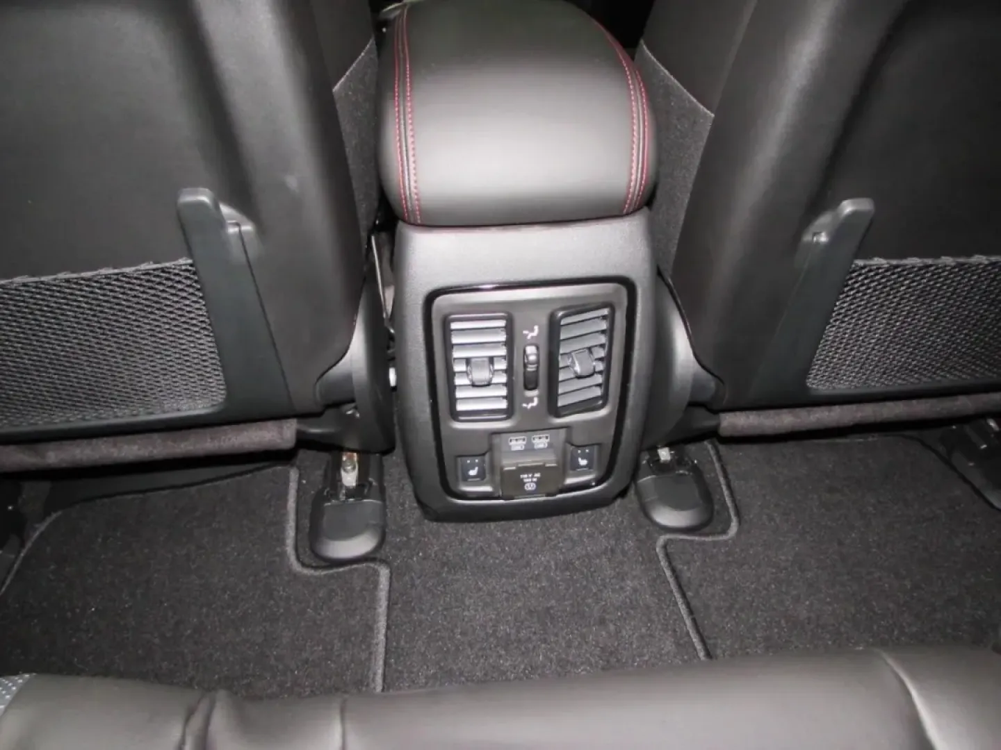 2026 /Black Dodge Durango GT Plus (1C4RDJDG1TC) with an Other engine, Automatic transmission, located at 12830 Highway 21, De Soto, MO, 63020, (636) 337-7777, 38.153099, -90.573624 - **Unleash Adventure with the 2026 Dodge Durango at Pettus CDJR DeSoto!**<br /> <br /> Are you ready to elevate your family outings or weekend adventures? The 2026 Dodge Durango is here to redefine your driving experience, whether you're navigating city streets or exploring off-the-beaten-path destin - Photo#25