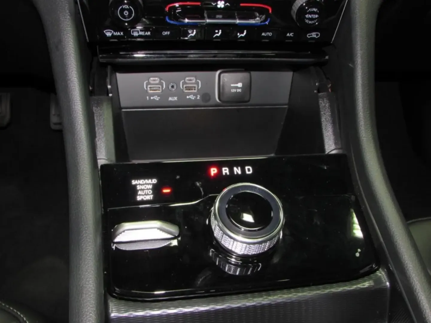 2025 /Global Black Jeep Grand Cherokee Limited (1C4RJKBG5S8) with an Other engine, located at 12830 Highway 21, De Soto, MO, 63020, (636) 337-7777, 38.153099, -90.573624 - **Discover Adventure and Luxury with the 2025 Jeep Grand Cherokee Limited** <br /> <br /> Are you ready to elevate your lifestyle and embark on unforgettable journeys? If you're seeking a vehicle that balances rugged off-road capability with refined comfort for everyday driving, look no further than - Photo#19