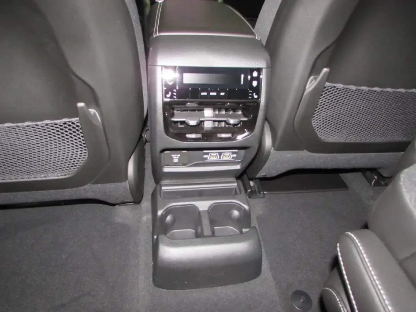 2025 /Global Black Jeep Grand Cherokee Limited (1C4RJKBG5S8) with an Other engine, located at 12830 Highway 21, De Soto, MO, 63020, (636) 337-7777, 38.153099, -90.573624 - **Discover Adventure and Luxury with the 2025 Jeep Grand Cherokee Limited** <br /> <br /> Are you ready to elevate your lifestyle and embark on unforgettable journeys? If you're seeking a vehicle that balances rugged off-road capability with refined comfort for everyday driving, look no further than - Photo#24