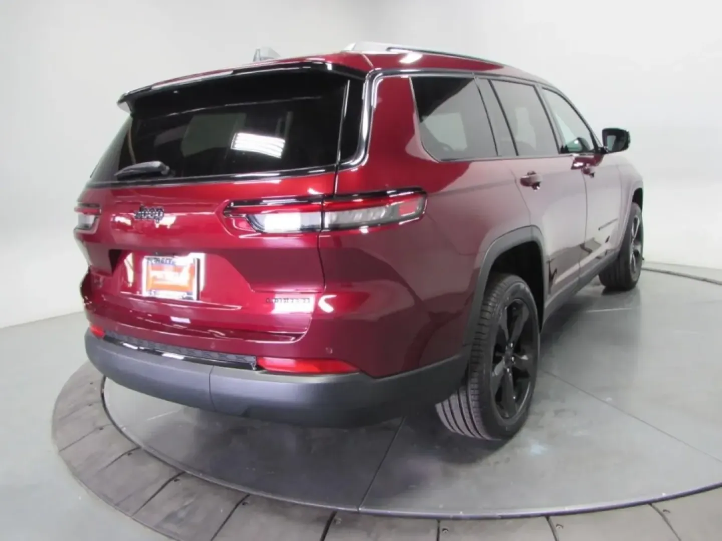 2025 /Global Black Jeep Grand Cherokee Limited (1C4RJKBG5S8) with an Other engine, located at 12830 Highway 21, De Soto, MO, 63020, (636) 337-7777, 38.153099, -90.573624 - **Discover Adventure and Luxury with the 2025 Jeep Grand Cherokee Limited** <br /> <br /> Are you ready to elevate your lifestyle and embark on unforgettable journeys? If you're seeking a vehicle that balances rugged off-road capability with refined comfort for everyday driving, look no further than - Photo#7