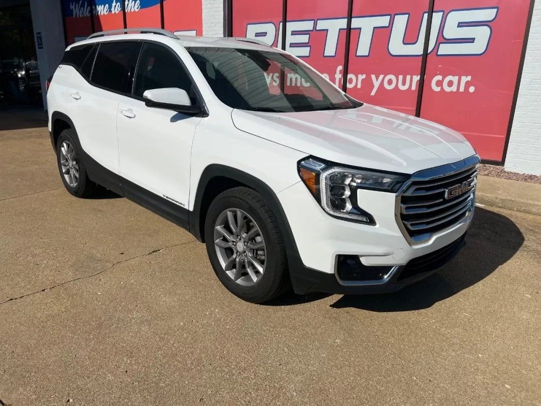 photo of 2024 GMC Terrain SLT