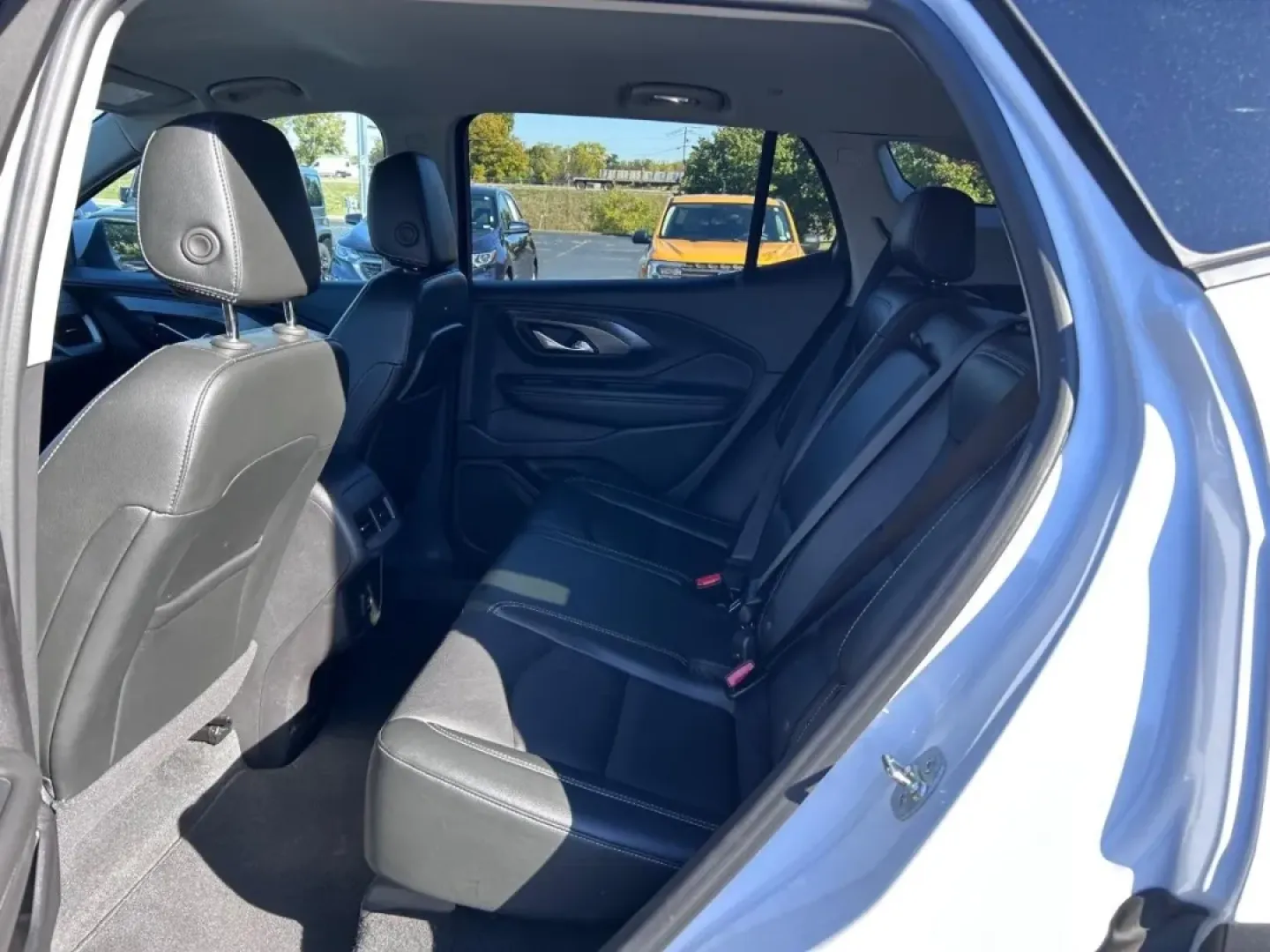 2024 /Jet Black Leather GMC Terrain SLT (3GKALPEG8RL) with an 1.5L Turbo DOHC 4-cylinder / SIDI / VVT engine, Automatic transmission, located at 970 Woodlawn Dr., Farmington, MO, 63640, (573) 431-7800, 37.825642, -90.468674 - **Experience Life's Adventures with the 2024 GMC Terrain SLT at Pettus CDJR Farmington!**<br /> <br /> Are you ready to elevate your daily drive or embark on thrilling weekend getaways? The 2024 GMC Terrain SLT is the perfect SUV for those who crave versatility and comfort in their journeys. This ve - Photo#7