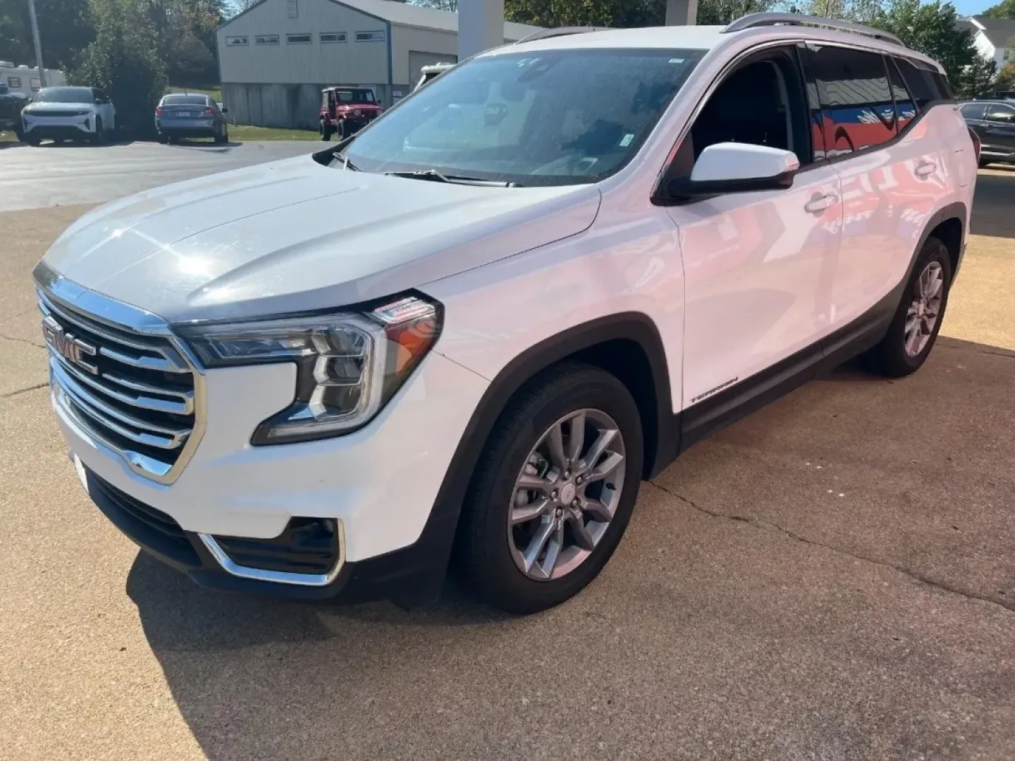 2024 /Jet Black Leather GMC Terrain SLT (3GKALPEG8RL) with an 1.5L Turbo DOHC 4-cylinder / SIDI / VVT engine, Automatic transmission, located at 970 Woodlawn Dr., Farmington, MO, 63640, (573) 431-7800, 37.825642, -90.468674 - **Experience Life's Adventures with the 2024 GMC Terrain SLT at Pettus CDJR Farmington!**<br /> <br /> Are you ready to elevate your daily drive or embark on thrilling weekend getaways? The 2024 GMC Terrain SLT is the perfect SUV for those who crave versatility and comfort in their journeys. This ve - Photo#1