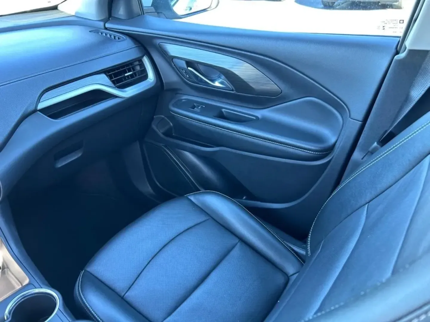 2024 /Jet Black Leather GMC Terrain SLT (3GKALPEG8RL) with an 1.5L Turbo DOHC 4-cylinder / SIDI / VVT engine, Automatic transmission, located at 970 Woodlawn Dr., Farmington, MO, 63640, (573) 431-7800, 37.825642, -90.468674 - **Experience Life's Adventures with the 2024 GMC Terrain SLT at Pettus CDJR Farmington!**<br /> <br /> Are you ready to elevate your daily drive or embark on thrilling weekend getaways? The 2024 GMC Terrain SLT is the perfect SUV for those who crave versatility and comfort in their journeys. This ve - Photo#15