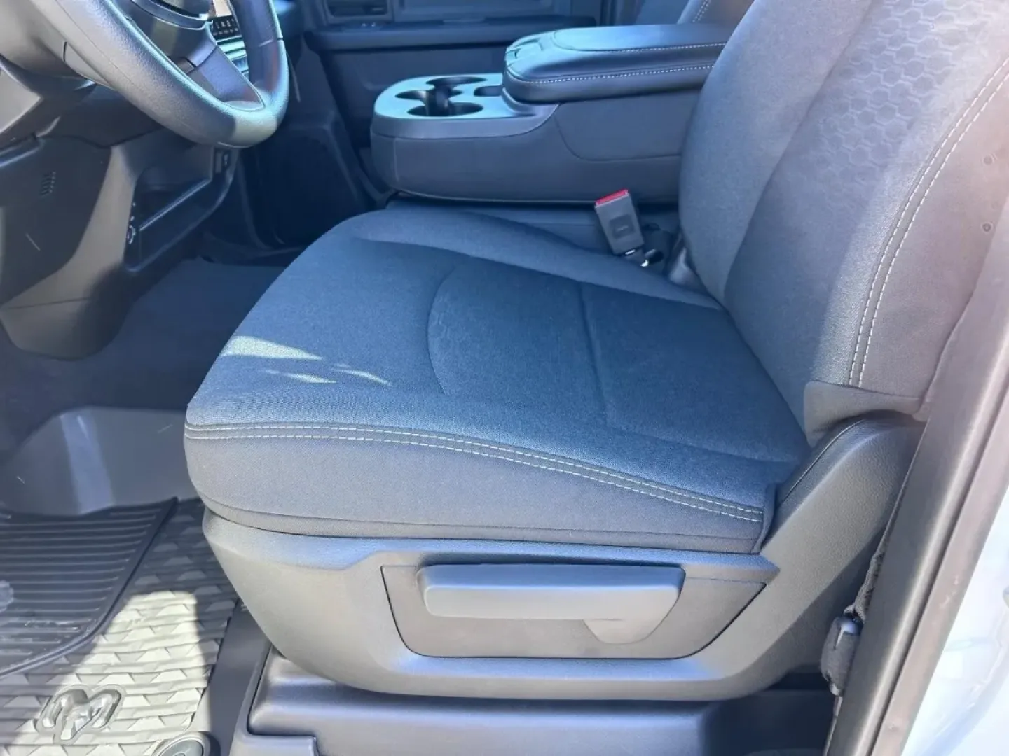 2026 /Diesel Gray/Black Cloth Ram 2500 Tradesman (3C63R5CL8TG) with an Straight 6 Turbocharged Diesel engine, located at 970 Woodlawn Dr., Farmington, MO, 63640, (573) 431-7800, 37.825642, -90.468674 - **Unleash Your Adventures with the 2026 Ram 2500 Tradesman at Pettus CDJR Farmington!**<br /> <br /> Are you ready to elevate your lifestyle with a powerful and reliable truck that's perfect for both work and play? Look no further than this stunning 2026 Ram 2500 Tradesman, now available at Pettus C - Photo#17