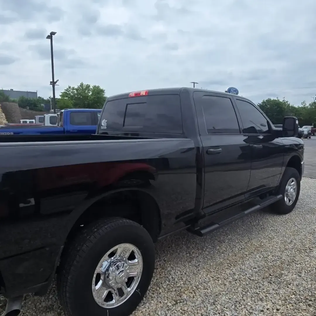 2026 /Black Ram 2500 Tradesman (3C6UR5CJ9TG) with an 6.4L V8 engine, 6A transmission, located at 12836 Highway 21, De Soto, MO, 63020, (636) 337-7777, 38.151867, -90.575615 - **Unleash Your Adventurous Spirit with the 2026 Ram 2500 Tradesman at Pettus CDJR Farmington!**<br /> <br /> Are you ready to tackle your next big adventure? Whether it's hauling equipment for your weekend projects, navigating through rugged terrain, or making family memories on the road, the 2026 R - Photo#3