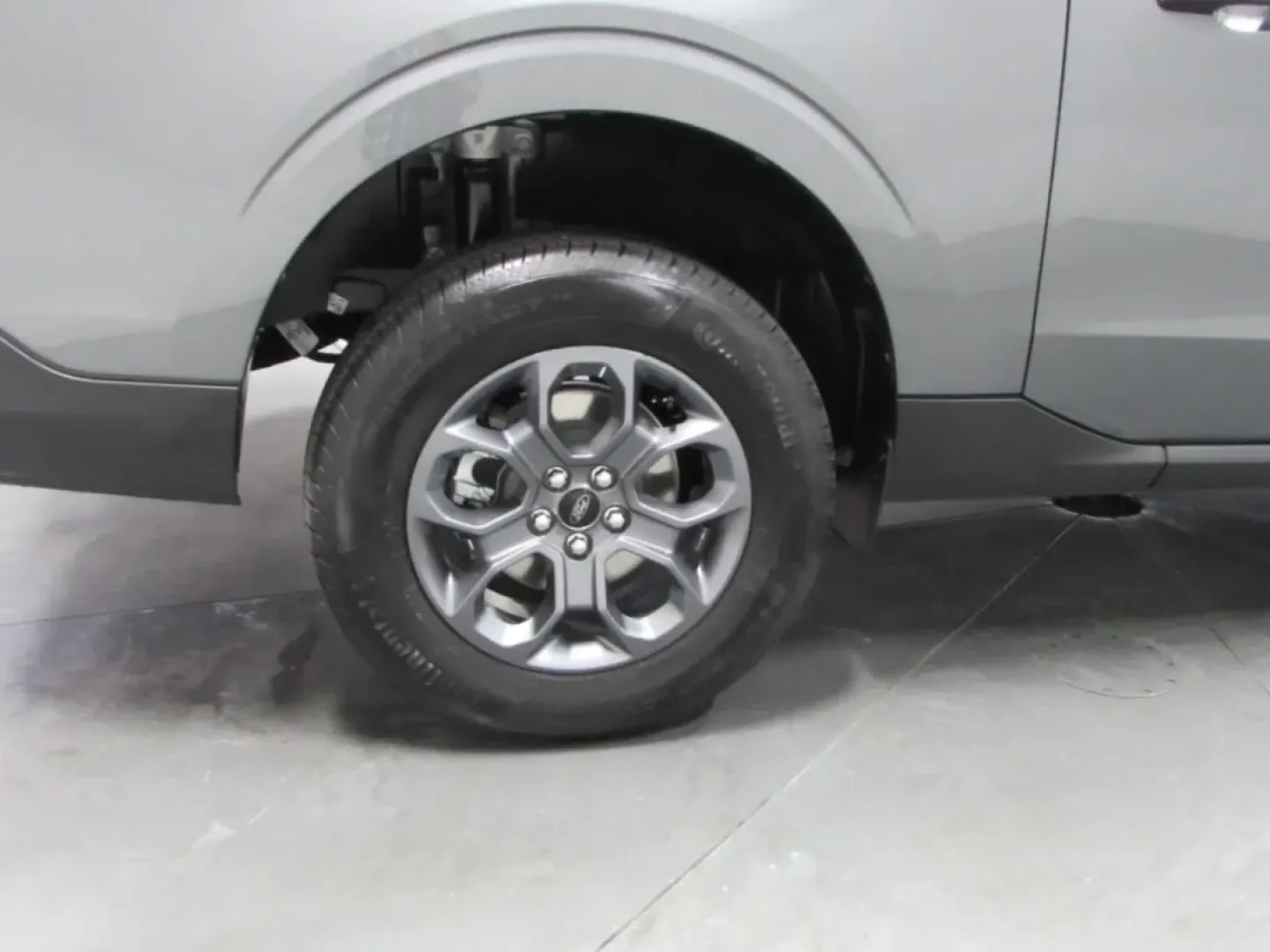 2025 /Navy Pier/Aspen Gray Ford Maverick XLT (3FTTW8JA9SR) with an 2.0L engine, located at 12836 Highway 21, De Soto, MO, 63020, (636) 337-7777, 38.151867, -90.575615 - **Unleash Your Adventurous Spirit with the 2025 Ford Maverick XLT at Pettus Ford De Soto!**<br /> <br /> Are you ready to elevate your lifestyle with a vehicle that offers versatility and reliability? Look no further than the 2025 Ford Maverick XLT, now available at Pettus Ford De Soto. This truck i - Photo#9