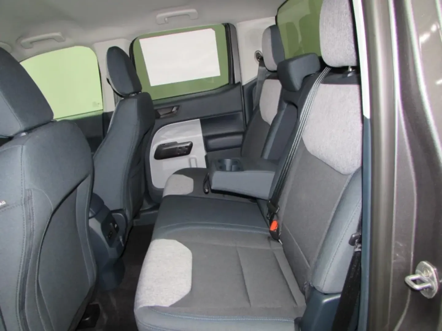 2025 /Navy Pier/Aspen Gray Ford Maverick XLT (3FTTW8JA9SR) with an 2.0L engine, located at 12836 Highway 21, De Soto, MO, 63020, (636) 337-7777, 38.151867, -90.575615 - **Unleash Your Adventurous Spirit with the 2025 Ford Maverick XLT at Pettus Ford De Soto!**<br /> <br /> Are you ready to elevate your lifestyle with a vehicle that offers versatility and reliability? Look no further than the 2025 Ford Maverick XLT, now available at Pettus Ford De Soto. This truck i - Photo#26