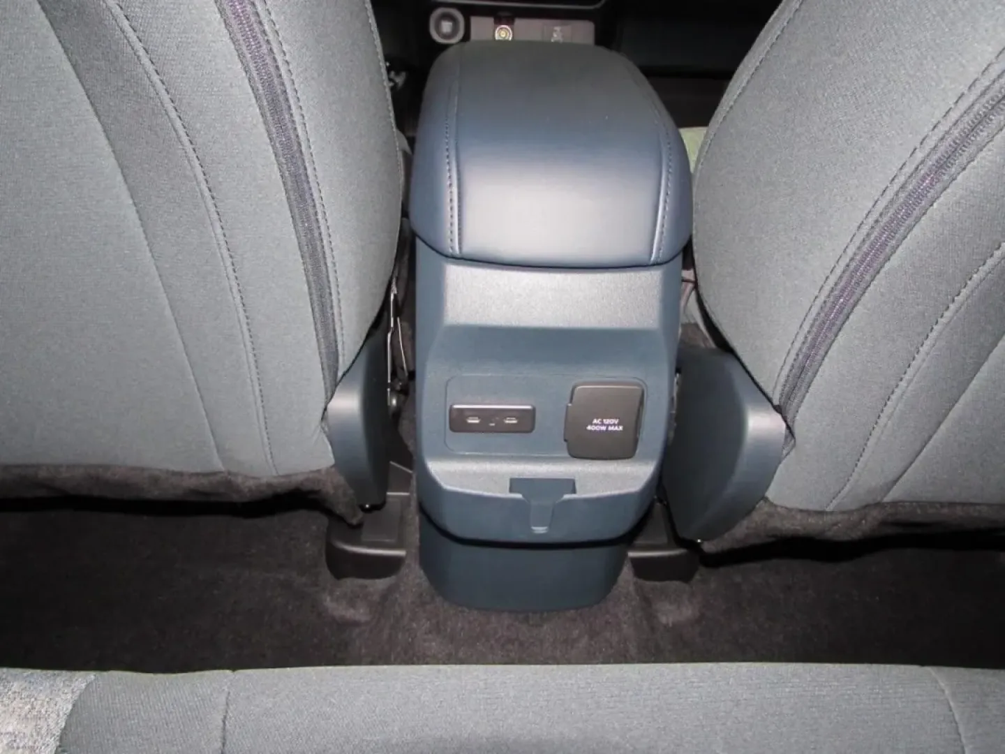 2025 /Navy Pier/Aspen Gray Ford Maverick XLT (3FTTW8JA9SR) with an 2.0L engine, located at 12836 Highway 21, De Soto, MO, 63020, (636) 337-7777, 38.151867, -90.575615 - **Unleash Your Adventurous Spirit with the 2025 Ford Maverick XLT at Pettus Ford De Soto!**<br /> <br /> Are you ready to elevate your lifestyle with a vehicle that offers versatility and reliability? Look no further than the 2025 Ford Maverick XLT, now available at Pettus Ford De Soto. This truck i - Photo#27