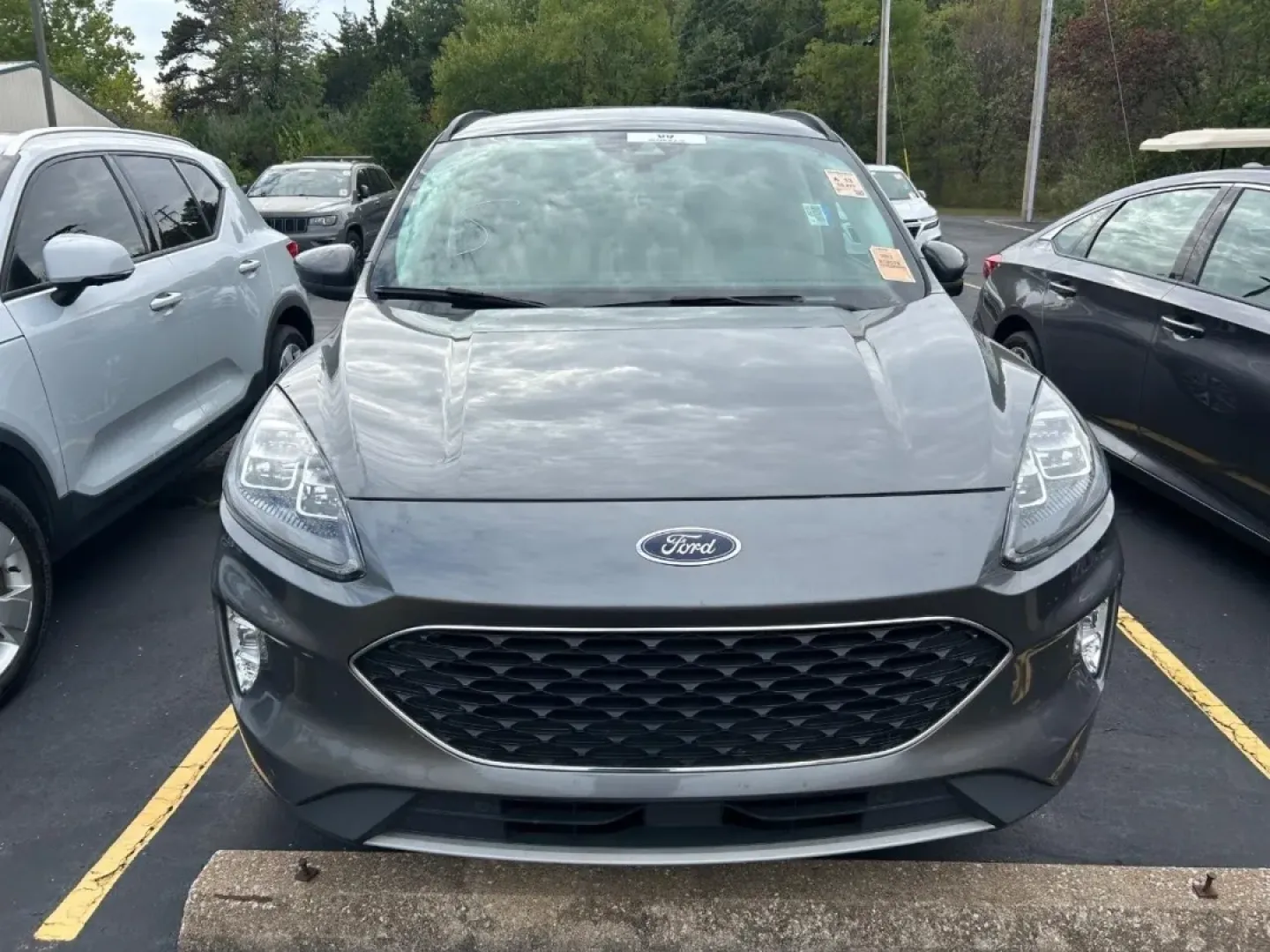 2022 /Sandstone Leather Ford Escape Titanium (1FMCU9DZ1NU) with an 2.5L iVCT Atkinson Cycle I-4 Hybrid engine, Automatic transmission, located at 970 Woodlawn Dr., Farmington, MO, 63640, (573) 431-7800, 37.825642, -90.468674 - ### Discover Adventure with the 2022 Ford Escape Titanium Hybrid at Pettus CDJR Farmington!<br /> <br /> Are you ready to elevate your driving experience? Imagine weekend road trips with family, scenic drives to nearby attractions, or even your daily commute transformed into a pleasure rather than a - Photo#1