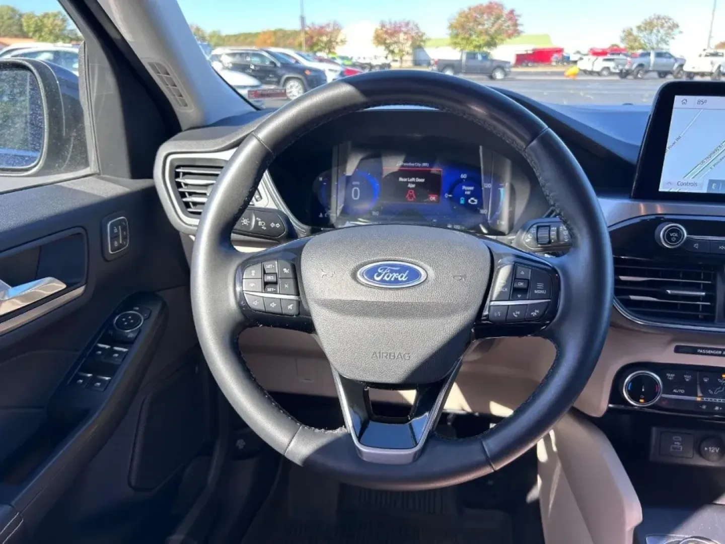 2022 /Sandstone Leather Ford Escape Titanium (1FMCU9DZ1NU) with an 2.5L iVCT Atkinson Cycle I-4 Hybrid engine, Automatic transmission, located at 970 Woodlawn Dr., Farmington, MO, 63640, (573) 431-7800, 37.825642, -90.468674 - ### Discover Adventure with the 2022 Ford Escape Titanium Hybrid at Pettus CDJR Farmington!<br /> <br /> Are you ready to elevate your driving experience? Imagine weekend road trips with family, scenic drives to nearby attractions, or even your daily commute transformed into a pleasure rather than a - Photo#11