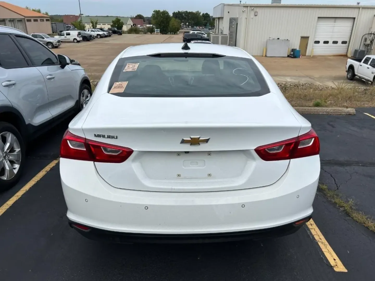 2023 /Jet Black Cloth Chevrolet Malibu LS 1FL (1G1ZC5ST0PF) with an 1.5L turbo DOHC 4-cylinder DI engine, Automatic transmission, located at 970 Woodlawn Dr., Farmington, MO, 63640, (573) 431-7800, 37.825642, -90.468674 - **Elevate Your Daily Commute with This 2023 Chevrolet Malibu!**<br /> <br /> If you're looking for a stylish and reliable sedan that perfectly fits your busy lifestyle, the 2023 Chevrolet Malibu at Pettus CDJR Farmington is your answer. With its sleek design and impressive fuel economy, this vehicle - Photo#4