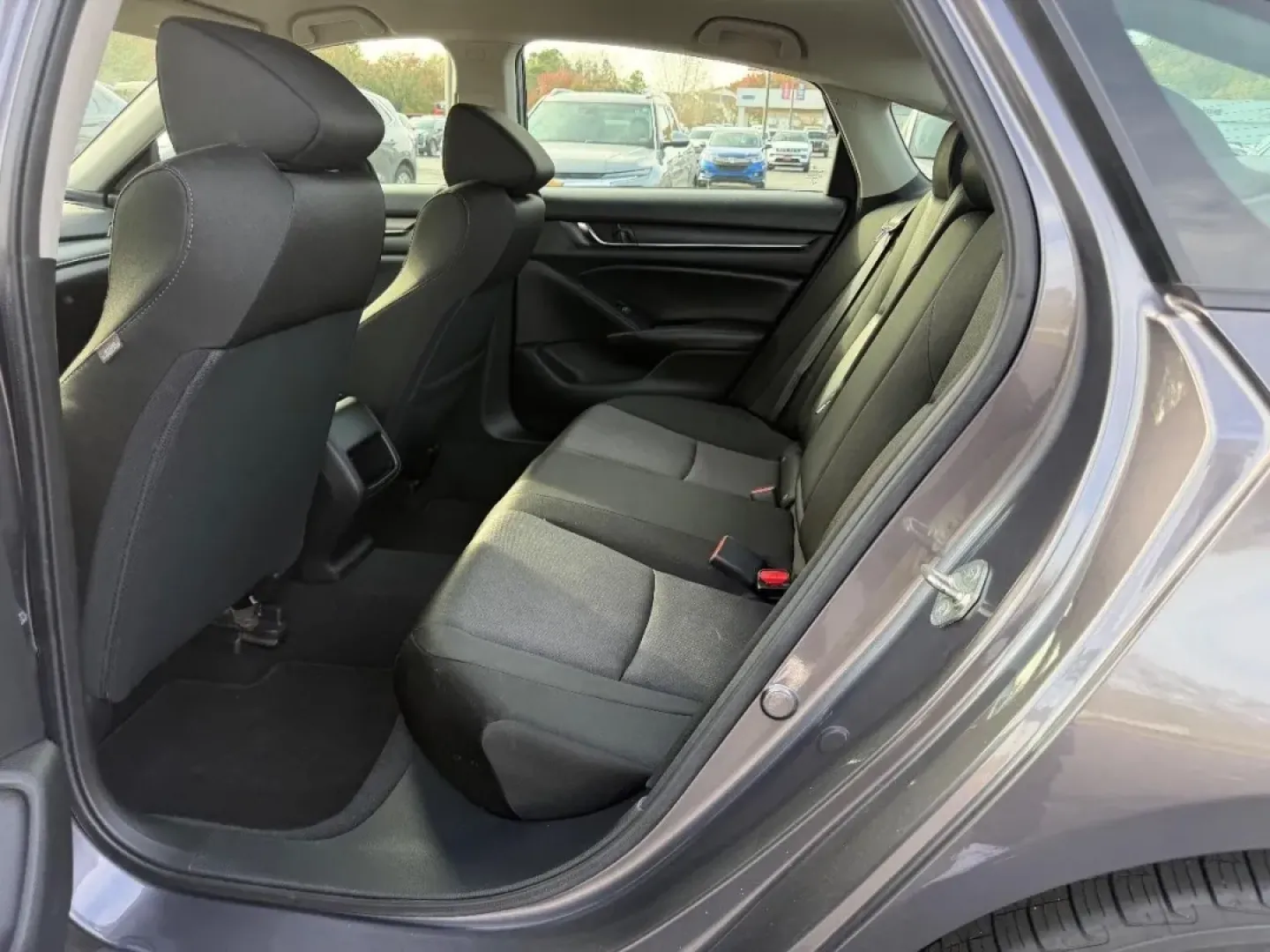 2019 /Black Cloth Honda Accord LX (1HGCV1F11KA) with an 1.5T I-4 DOHC 16-Valve Turbocharged VTEC engine, Automatic transmission, located at 970 Woodlawn Dr., Farmington, MO, 63640, (573) 431-7800, 37.825642, -90.468674 - **Elevate Your Daily Drive with This 2019 Honda Accord Sedan! Perfect for Commuters and Families Alike!**<br /> <br /> Are you searching for a reliable, stylish, and fuel-efficient vehicle that fits perfectly into your busy lifestyle? Look no further-this stunning 2019 Honda Accord Sedan is here to - Photo#8