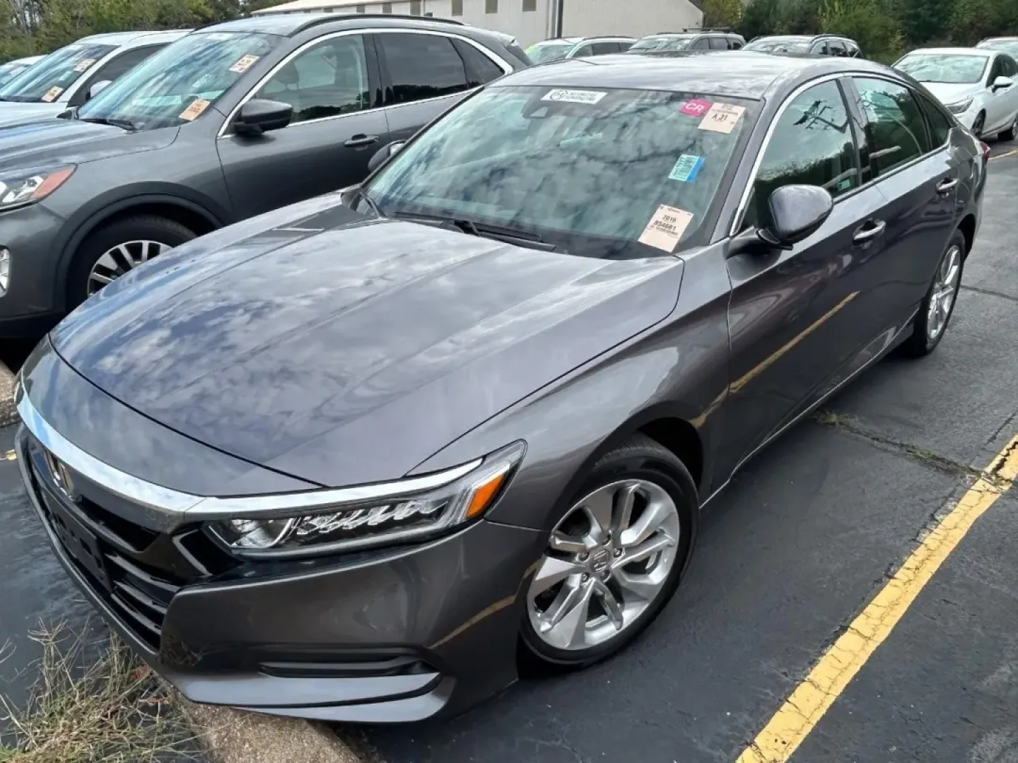 2019 /Black Cloth Honda Accord LX (1HGCV1F11KA) with an 1.5T I-4 DOHC 16-Valve Turbocharged VTEC engine, Automatic transmission, located at 970 Woodlawn Dr., Farmington, MO, 63640, (573) 431-7800, 37.825642, -90.468674 - **Elevate Your Daily Drive with This 2019 Honda Accord Sedan! Perfect for Commuters and Families Alike!**<br /> <br /> Are you searching for a reliable, stylish, and fuel-efficient vehicle that fits perfectly into your busy lifestyle? Look no further-this stunning 2019 Honda Accord Sedan is here to - Photo#2