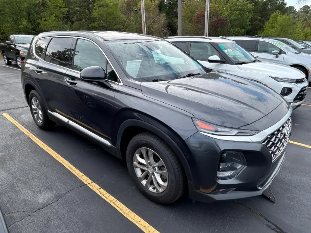 photo of 2020 Hyundai Santa Fe 