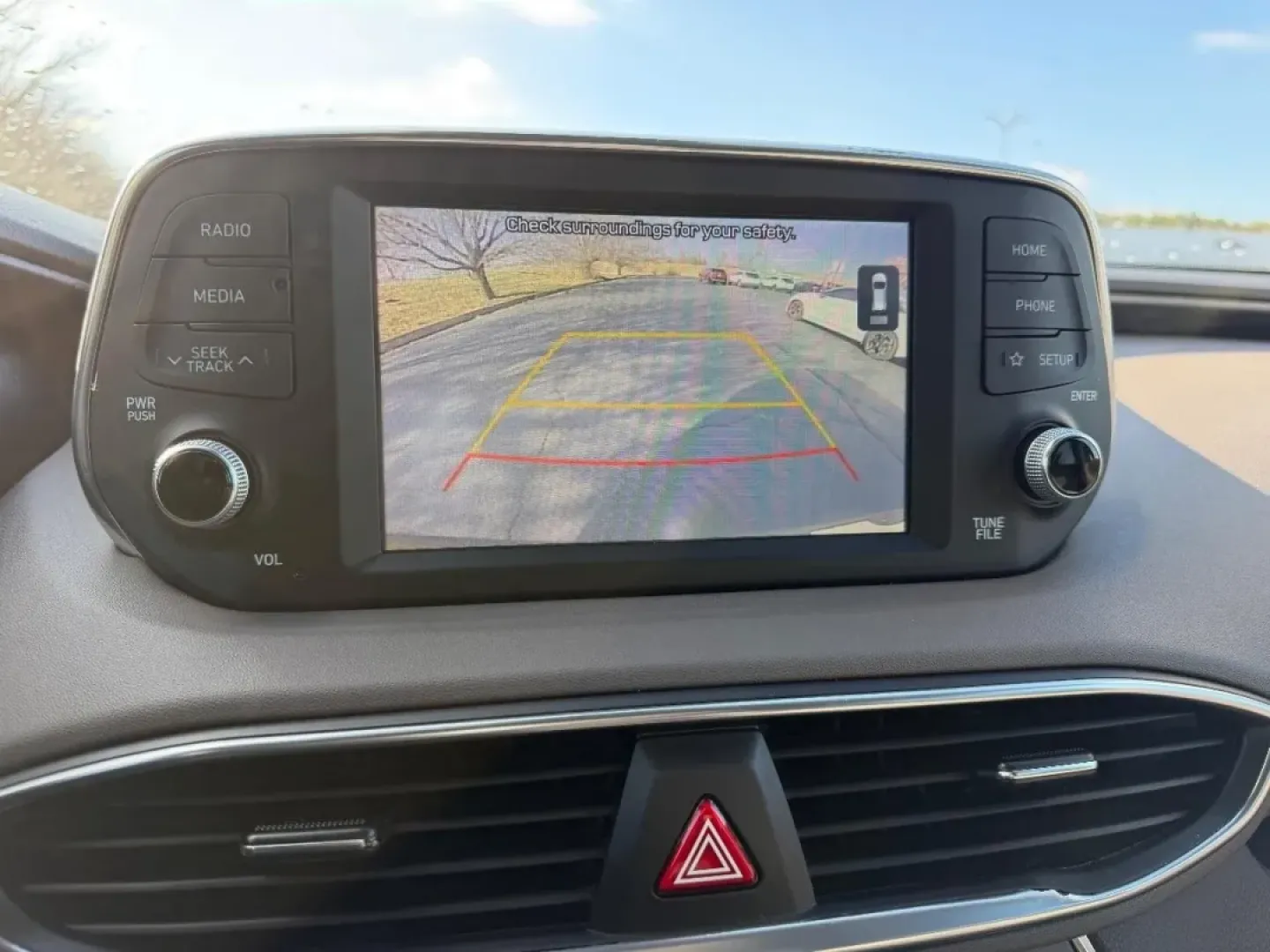 2020 /Black/Black Cloth Hyundai Santa Fe SEL (5NMS33AD7LH) with an 2.4L GDI E-CVVT 16-Valve 4-Cylinder engine, Automatic transmission, located at 970 Woodlawn Dr., Farmington, MO, 63640, (573) 431-7800, 37.825642, -90.468674 - ### Discover the Versatile 2020 Hyundai Santa Fe at Pettus CDJR Farmington<br /> <br /> Are you searching for the perfect vehicle that combines style, comfort, and practicality? Look no further! The 2020 Hyundai Santa Fe is an exceptional choice for those who crave adventure without compromising on - Photo#20