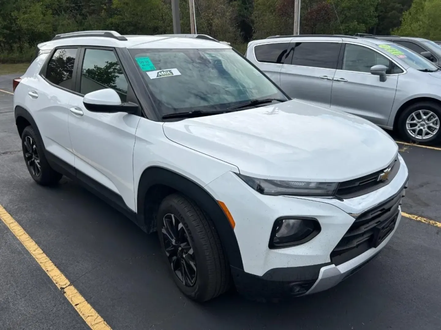 2021 /Jet Black Cloth Chevrolet TrailBlazer LT (KL79MPSL6MB) with an 1.3L engine, Automatic transmission, located at 970 Woodlawn Dr., Farmington, MO, 63640, (573) 431-7800, 37.825642, -90.468674 - **Conquer Every Journey with the 2021 Chevrolet Trailblazer LT at Pettus CDJR Farmington!**<br /> <br /> When it comes to versatility and adventure, the 2021 Chevrolet Trailblazer LT is your ultimate companion for both daily commutes and weekend getaways. This sport/utility vehicle is perfect for fa - Photo#0
