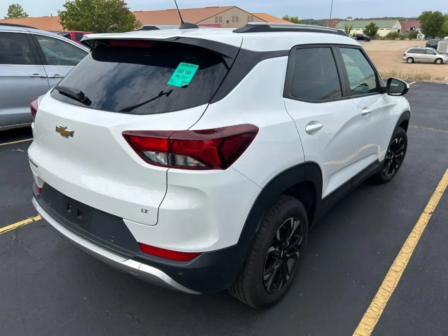 2021 /Jet Black Cloth Chevrolet TrailBlazer LT (KL79MPSL6MB) with an 1.3L engine, Automatic transmission, located at 970 Woodlawn Dr., Farmington, MO, 63640, (573) 431-7800, 37.825642, -90.468674 - **Conquer Every Journey with the 2021 Chevrolet Trailblazer LT at Pettus CDJR Farmington!**<br /> <br /> When it comes to versatility and adventure, the 2021 Chevrolet Trailblazer LT is your ultimate companion for both daily commutes and weekend getaways. This sport/utility vehicle is perfect for fa - Photo#5