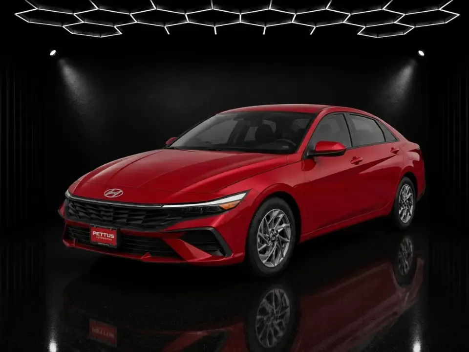 photo of 2024 Hyundai Elantra 