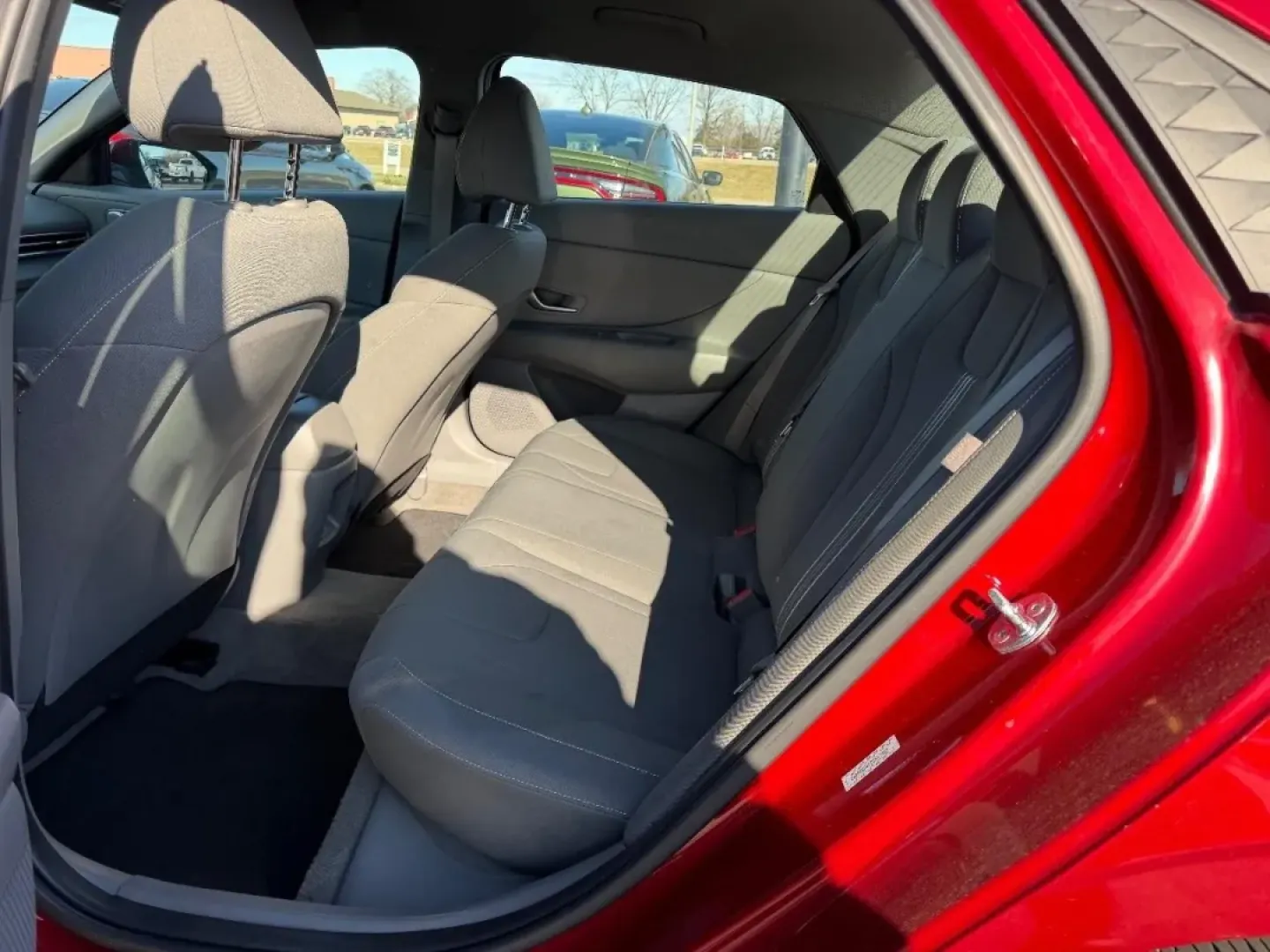 2024 /Black Cloth Hyundai Elantra SEL (KMHLM4DG3RU) with an 2.0L MPI DOHC I4 D-CVVT engine, Automatic transmission, located at 970 Woodlawn Dr., Farmington, MO, 63640, (573) 431-7800, 37.825642, -90.468674 - **Unleash Your Daily Adventure with the 2024 Hyundai Elantra Perfect for Commuters and Family Life!**<br /> <br /> Discover your next reliable ride at Pettus CDJR Farmington, located conveniently at 970 Woodlawn Drive, Farmington, MO 63640. Our dealership specializes in quality used vehicles, ensur - Photo#8