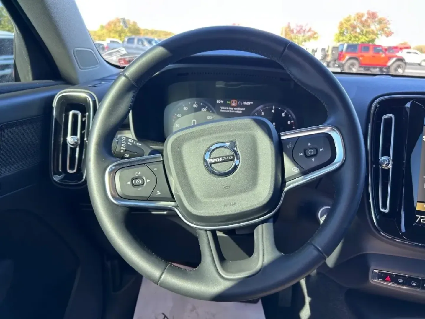 2022 /Charcoal Leather Volvo XC40 Momentum (YV4AC2HK4N2) with an 2.0L 16V DI I4 Turbocharged Drive-E engine, Automatic transmission, located at 970 Woodlawn Dr., Farmington, MO, 63640, (573) 431-7800, 37.825642, -90.468674 - Are you in search of an adventure-ready vehicle that exudes sophistication while providing practicality for your everyday life? Look no further than the 2022 Volvo XC40 Momentum, available now at Pettus CDJR Farmington, your premier OEM dealership located at 970 Woodlawn Drive, Farmington, MO 63640. - Photo#11