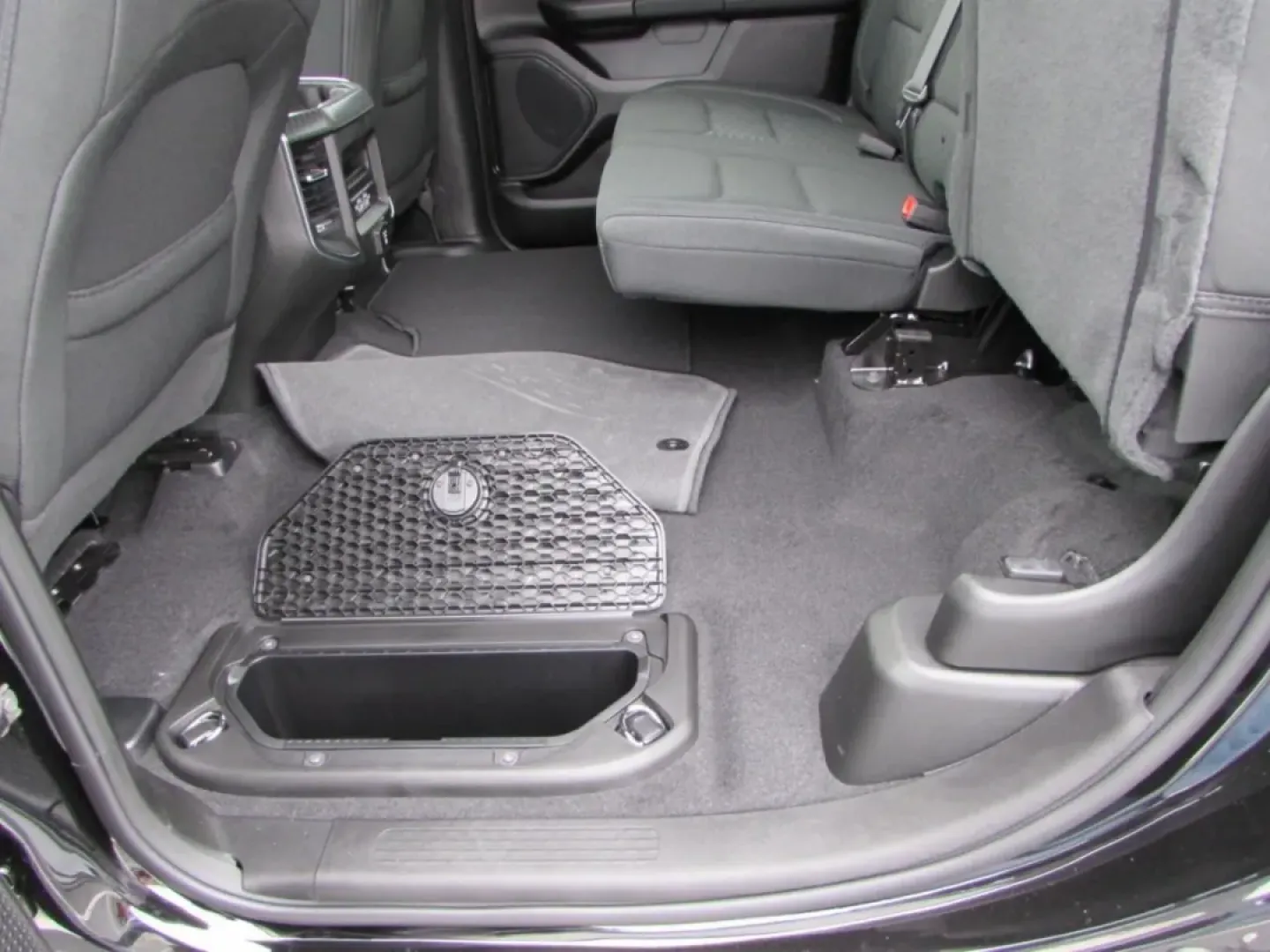 2026 /Black Ram 1500 Big Horn/Lone Star (1C6SRFFT2TN) with an Other engine, located at 12830 Highway 21, De Soto, MO, 63020, (636) 337-7777, 38.153099, -90.573624 - Discover the perfect blend of power and practicality with the 2026 Ram 1500 Big Horn, an ideal choice for anyone seeking a versatile truck designed for both work and play. Whether you're a growing family looking for a reliable vehicle for weekend adventures or a commuter in need of a dependable ride - Photo#25