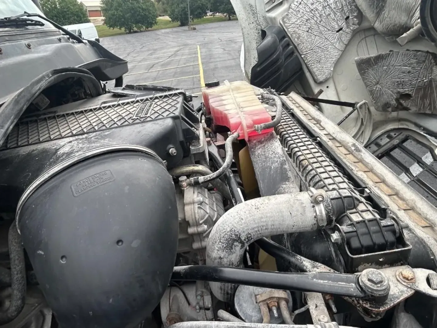 2017 Freightlin (3AKBGADV8HS) with an Other engine, located at 970 Woodlawn Dr., Farmington, MO, 63640, (573) 431-7800, 37.825642, -90.468674 - USED 2017 Freightlin from Pettus CDJR Farmington, Farmington MO. - Photo#10