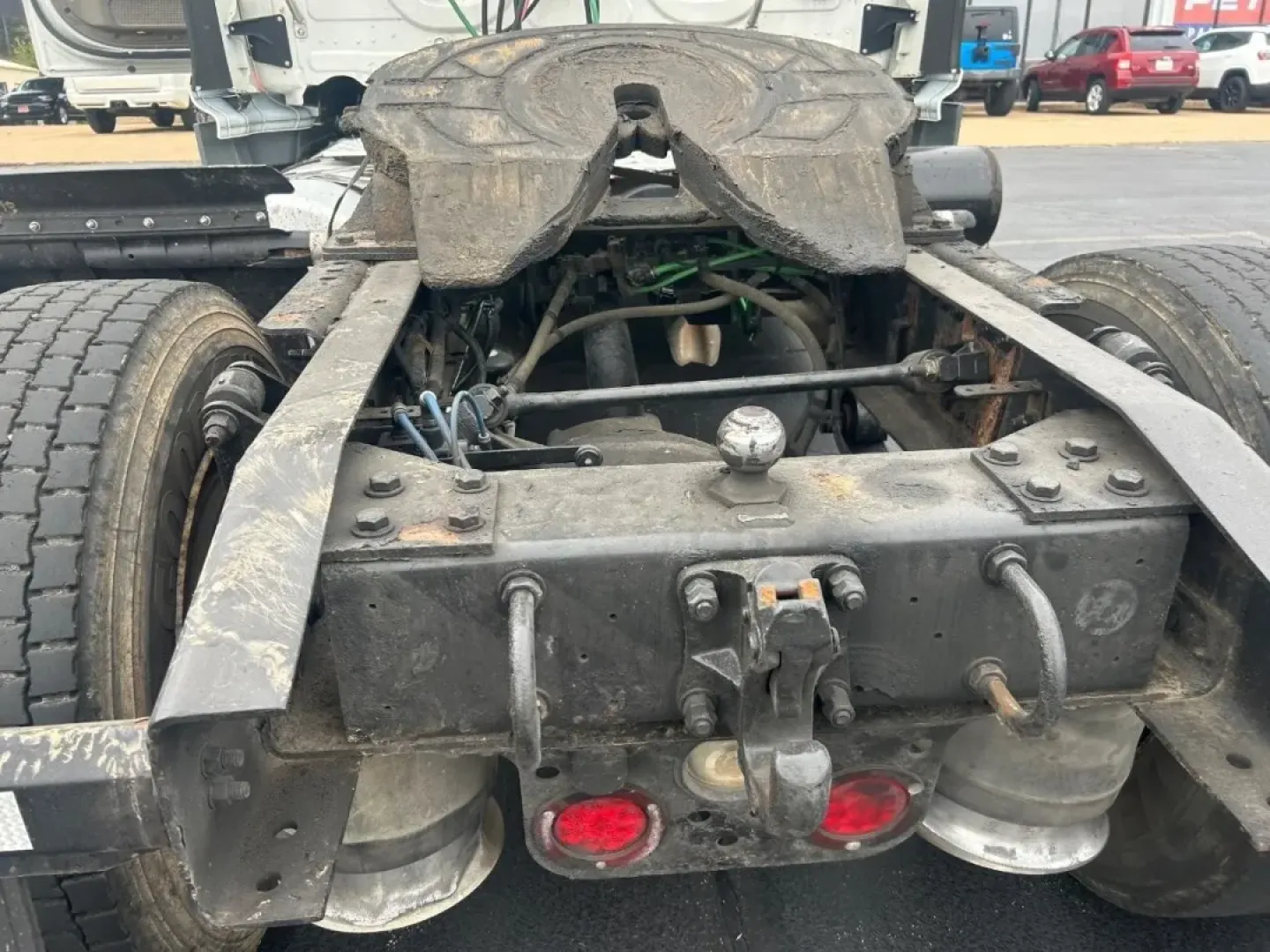 2017 Freightlin (3AKBGADV8HS) with an Other engine, located at 970 Woodlawn Dr., Farmington, MO, 63640, (573) 431-7800, 37.825642, -90.468674 - USED 2017 Freightlin from Pettus CDJR Farmington, Farmington MO. - Photo#14