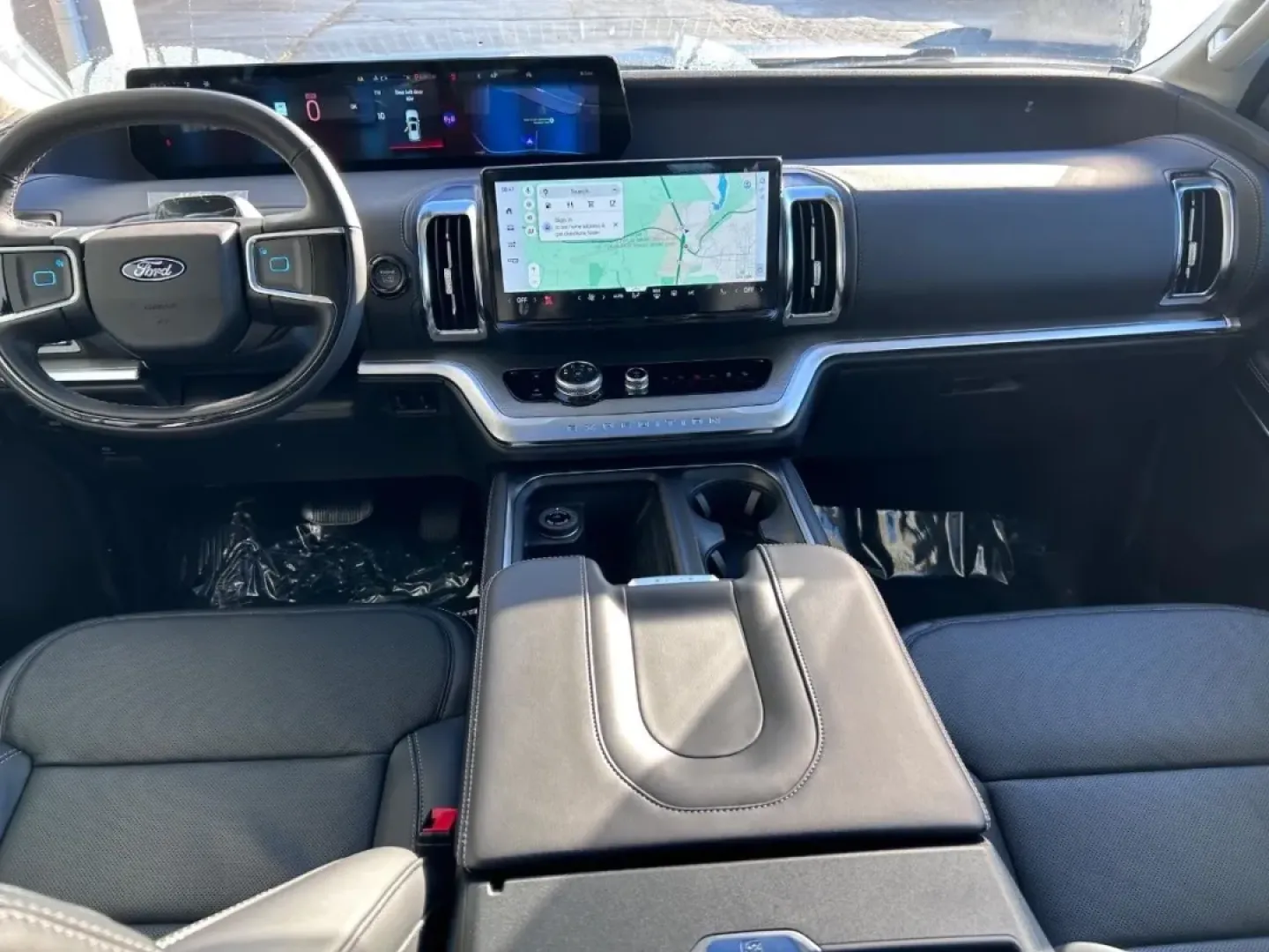 2025 /Black Onyx Leather Ford Expedition Platinum (1FMJU1M87SE) with an 3.5L EcoBoost V6 engine, Automatic transmission, located at 141 Commercial Dr, Fredericktown, MO, 63645, (573) 783-6432, 37.570087, -90.320648 - **Experience Luxury and Adventure with the 2025 Ford Expedition Platinum** <br /> <br /> Are you ready to elevate your family adventures or weekend getaways? Look no further than the 2025 Ford Expedition Platinum, the ultimate SUV that combines luxury with functionality, designed for those who deman - Photo#12