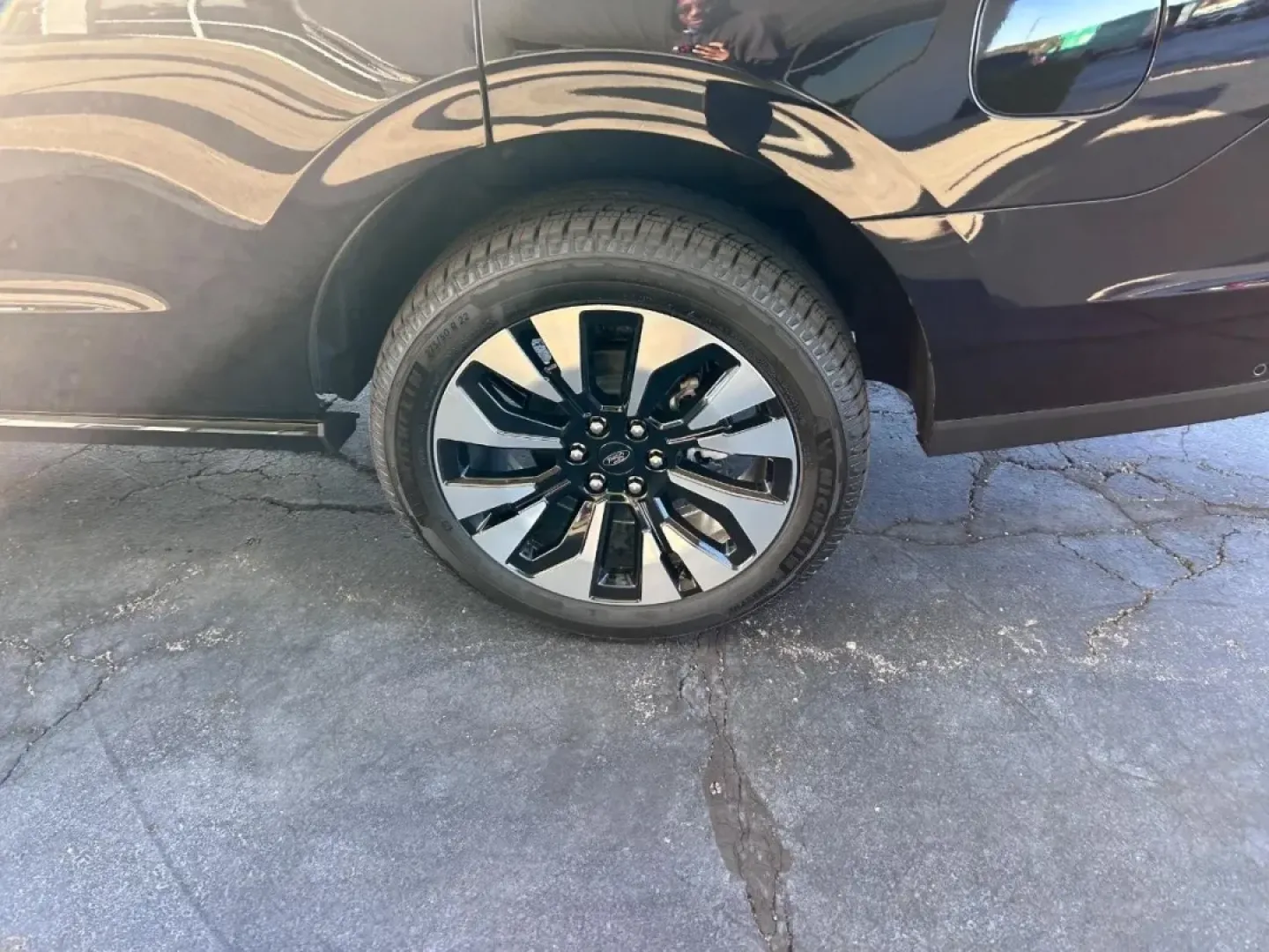 2025 /Black Onyx Leather Ford Expedition Platinum (1FMJU1M87SE) with an 3.5L EcoBoost V6 engine, Automatic transmission, located at 141 Commercial Dr, Fredericktown, MO, 63645, (573) 783-6432, 37.570087, -90.320648 - **Experience Luxury and Adventure with the 2025 Ford Expedition Platinum** <br /> <br /> Are you ready to elevate your family adventures or weekend getaways? Look no further than the 2025 Ford Expedition Platinum, the ultimate SUV that combines luxury with functionality, designed for those who deman - Photo#5