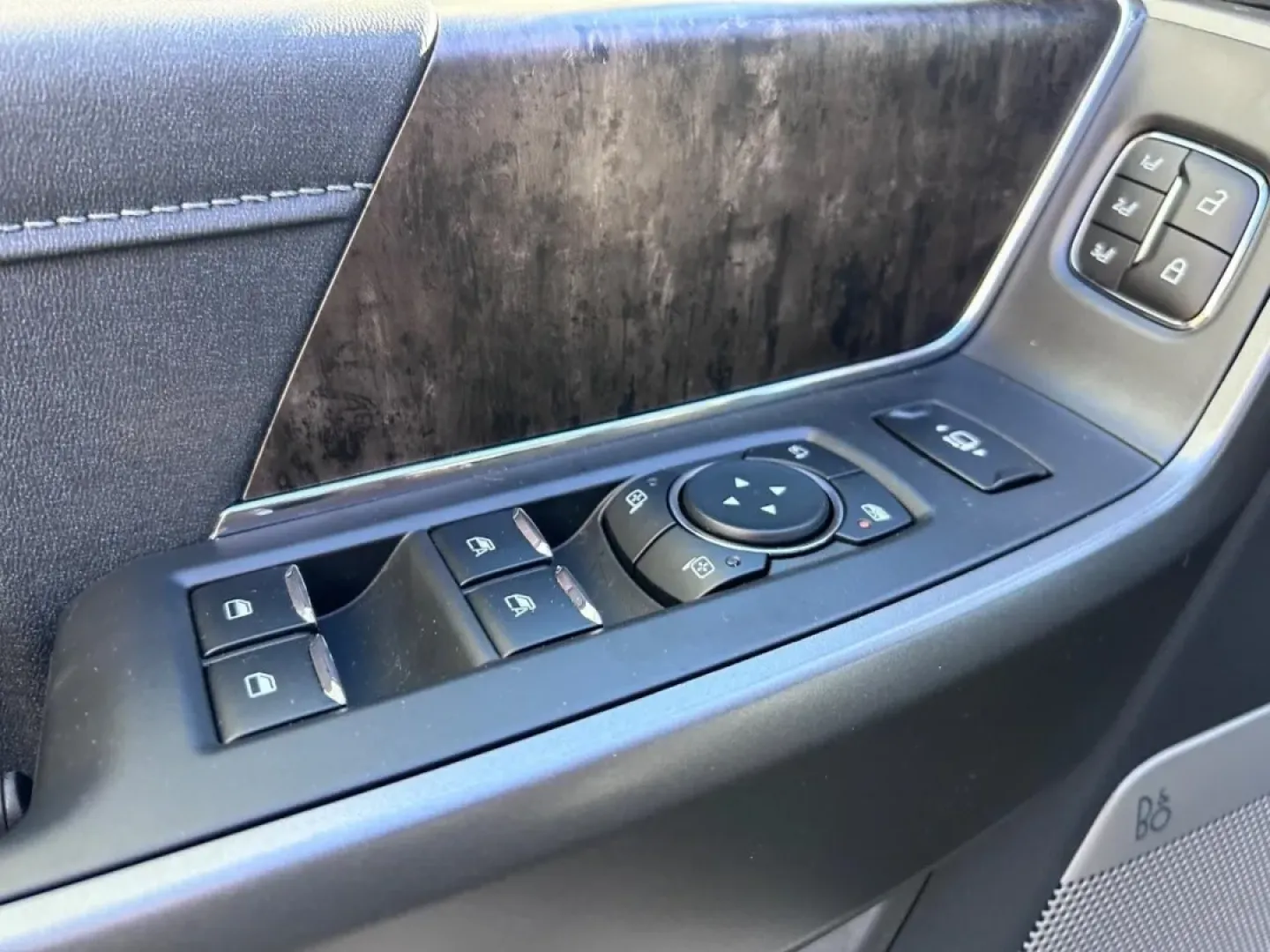 2026 /Smoked Truffle Leather Ford F-350SD DRW (1FT8W3DT1TE) with an 6.7L engine, located at 141 Commercial Dr, Fredericktown, MO, 63645, (573) 783-6432, 37.570087, -90.320648 - **Discover Your Next Adventure with the 2026 Ford Super Duty F-350 DRW - Perfect for Work or Play!**<br /> <br /> Are you searching for a powerful truck that can handle all your needs, whether it's for work or weekend adventures? Look no further than the 2026 Ford Super Duty F-350 DRW, now available - Photo#16