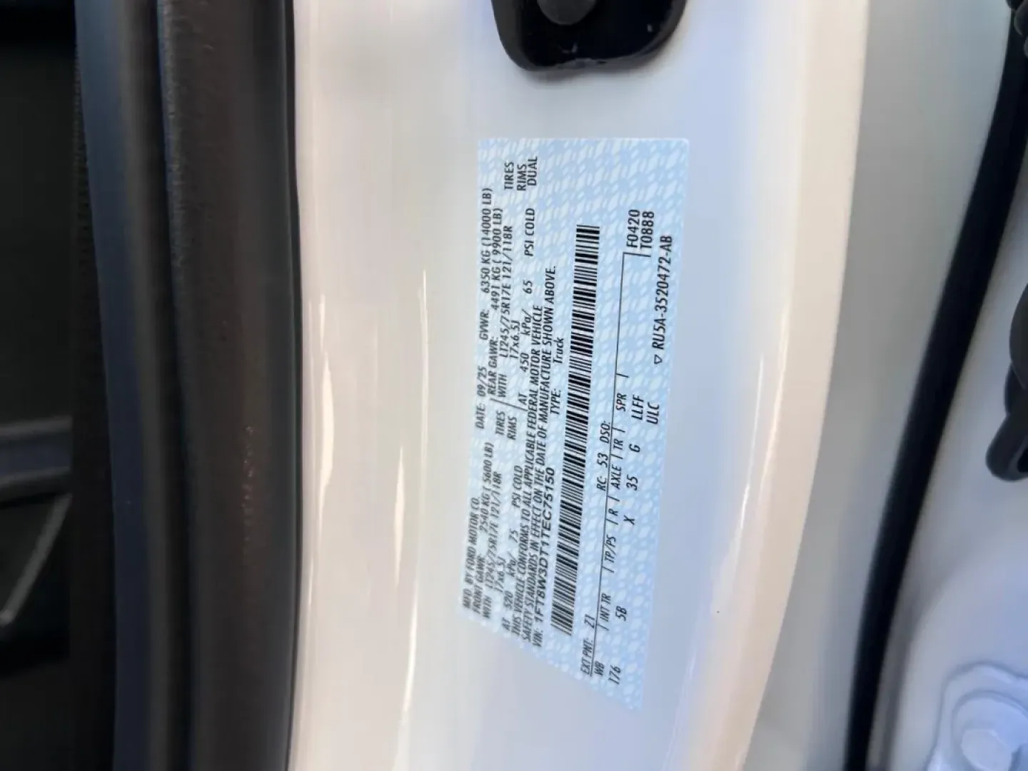 2026 /Smoked Truffle Leather Ford F-350SD DRW (1FT8W3DT1TE) with an 6.7L engine, located at 141 Commercial Dr, Fredericktown, MO, 63645, (573) 783-6432, 37.570087, -90.320648 - **Discover Your Next Adventure with the 2026 Ford Super Duty F-350 DRW - Perfect for Work or Play!**<br /> <br /> Are you searching for a powerful truck that can handle all your needs, whether it's for work or weekend adventures? Look no further than the 2026 Ford Super Duty F-350 DRW, now available - Photo#21