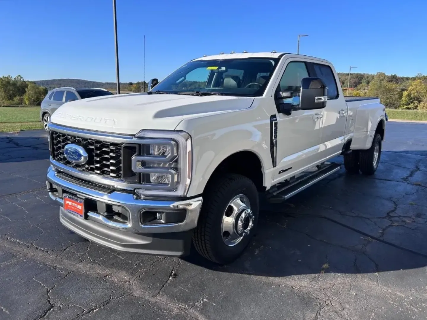 2026 /Smoked Truffle Leather Ford F-350SD DRW (1FT8W3DT1TE) with an 6.7L engine, located at 141 Commercial Dr, Fredericktown, MO, 63645, (573) 783-6432, 37.570087, -90.320648 - **Discover Your Next Adventure with the 2026 Ford Super Duty F-350 DRW - Perfect for Work or Play!**<br /> <br /> Are you searching for a powerful truck that can handle all your needs, whether it's for work or weekend adventures? Look no further than the 2026 Ford Super Duty F-350 DRW, now available - Photo#6