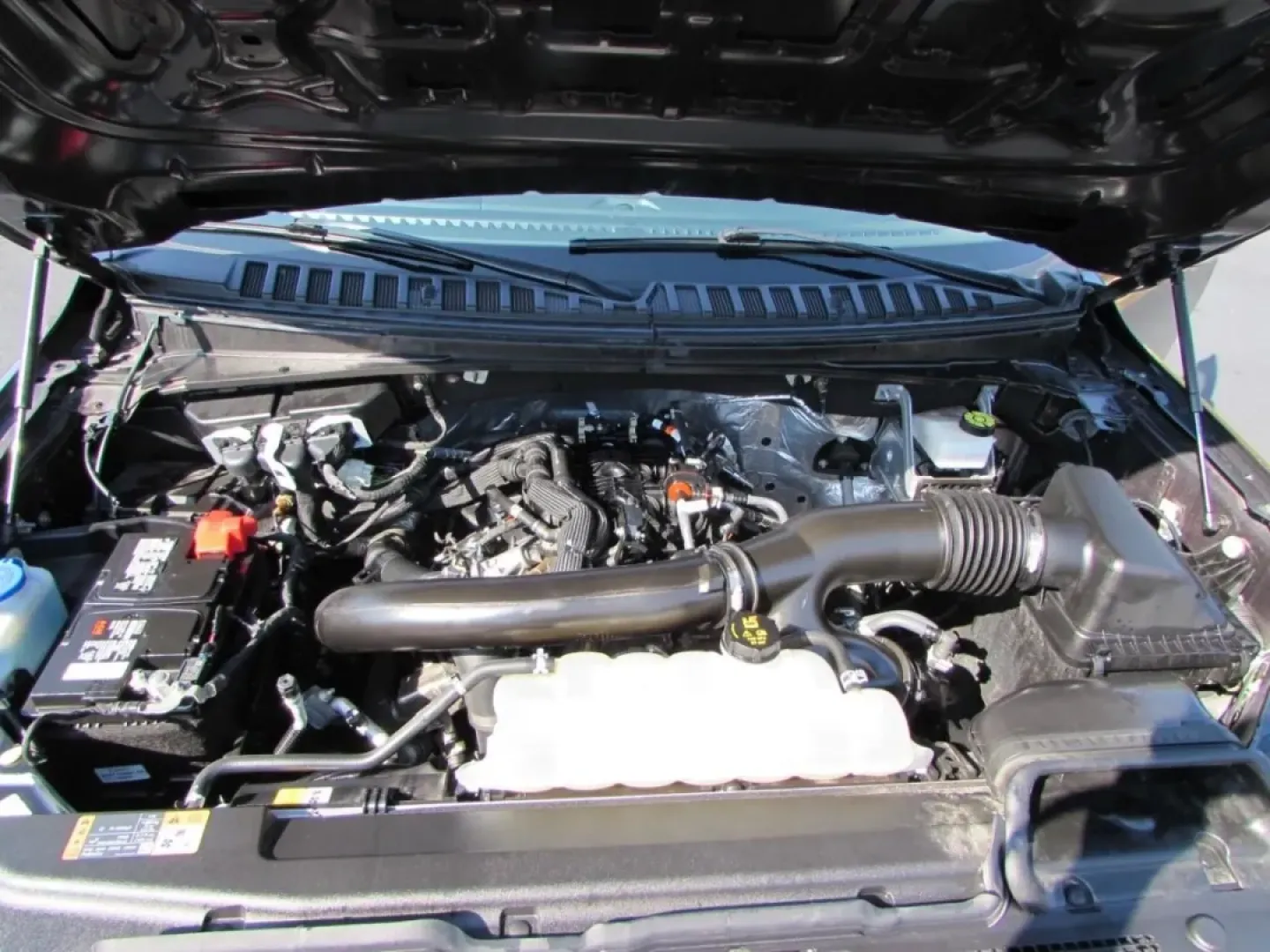 2024 /Sandstone Ford Expedition Max Limited (1FMJK2A80RE) with an Other engine, Automatic transmission, located at 12836 Highway 21, De Soto, MO, 63020, (636) 337-7777, 38.151867, -90.575615 - **Adventure Awaits with the 2024 Ford Expedition Max! Perfect for Families and Explorers Alike!**<br /> <br /> Are you ready to elevate your family adventures or weekend getaways? The 2024 Ford Expedition Max is your ticket to creating unforgettable memories with loved ones, all while enjoying the - Photo#5