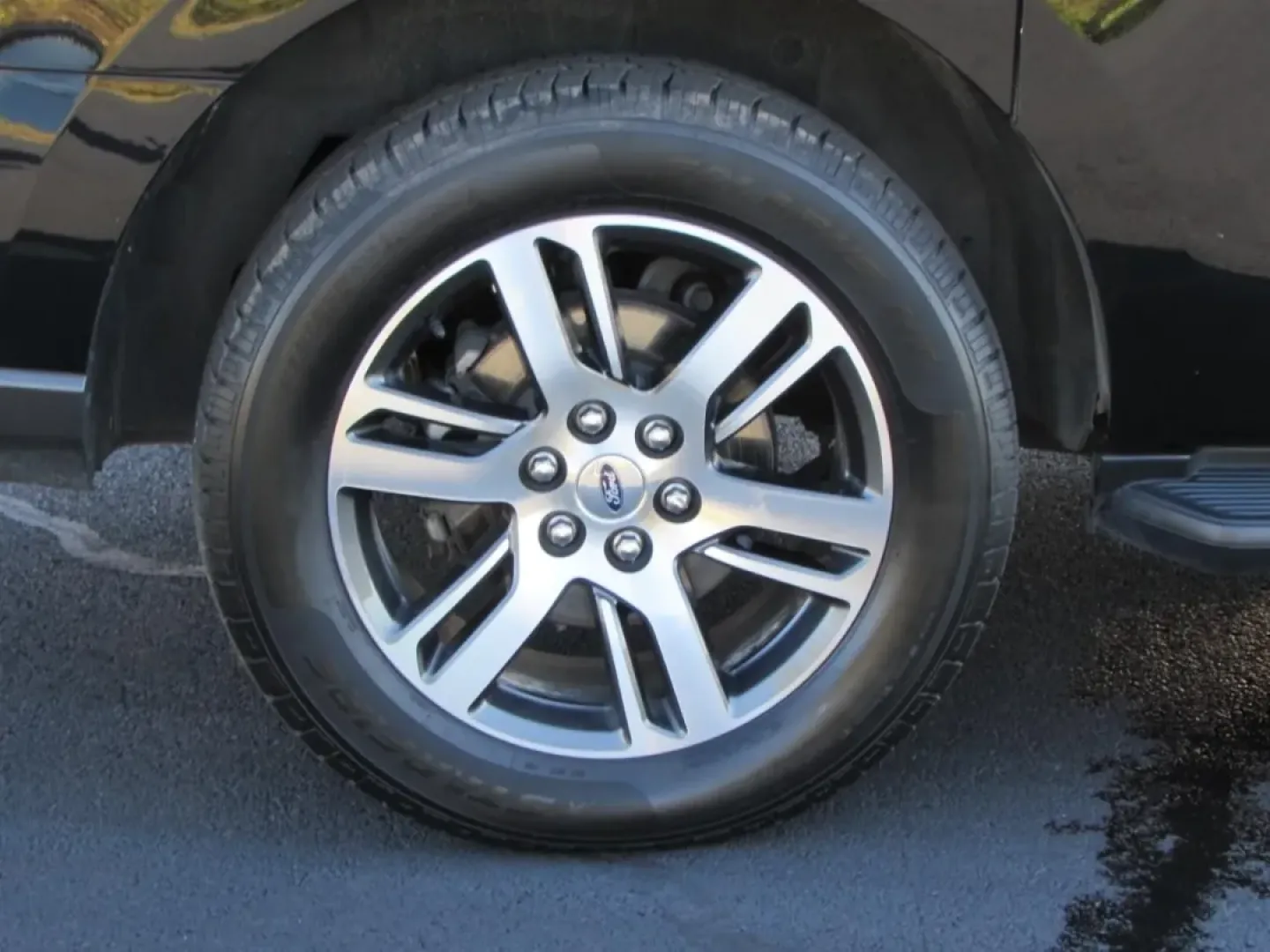 2024 /Mahogany Ford Expedition Max Limited (1FMJK2A83RE) with an Other engine, Automatic transmission, located at 12836 Highway 21, De Soto, MO, 63020, (636) 337-7777, 38.151867, -90.575615 - ### Discover Adventure with the 2024 Ford Expedition Max at Pettus Ford De Soto<br /> <br /> Are you ready to elevate your family adventures or embark on weekend getaways? The 2024 Ford Expedition Max is the perfect SUV for those who crave a balance of spacious comfort and rugged capability. Whether - Photo#9