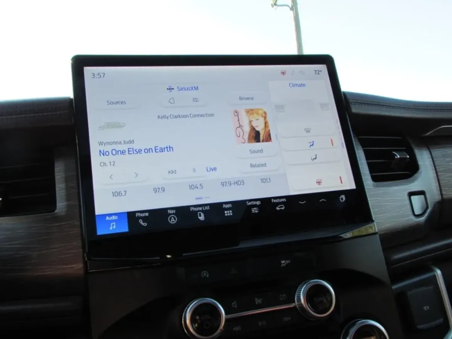 2024 /Mahogany Ford Expedition Max Limited (1FMJK2A83RE) with an Other engine, Automatic transmission, located at 12836 Highway 21, De Soto, MO, 63020, (636) 337-7777, 38.151867, -90.575615 - ### Discover Adventure with the 2024 Ford Expedition Max at Pettus Ford De Soto<br /> <br /> Are you ready to elevate your family adventures or embark on weekend getaways? The 2024 Ford Expedition Max is the perfect SUV for those who crave a balance of spacious comfort and rugged capability. Whether - Photo#20