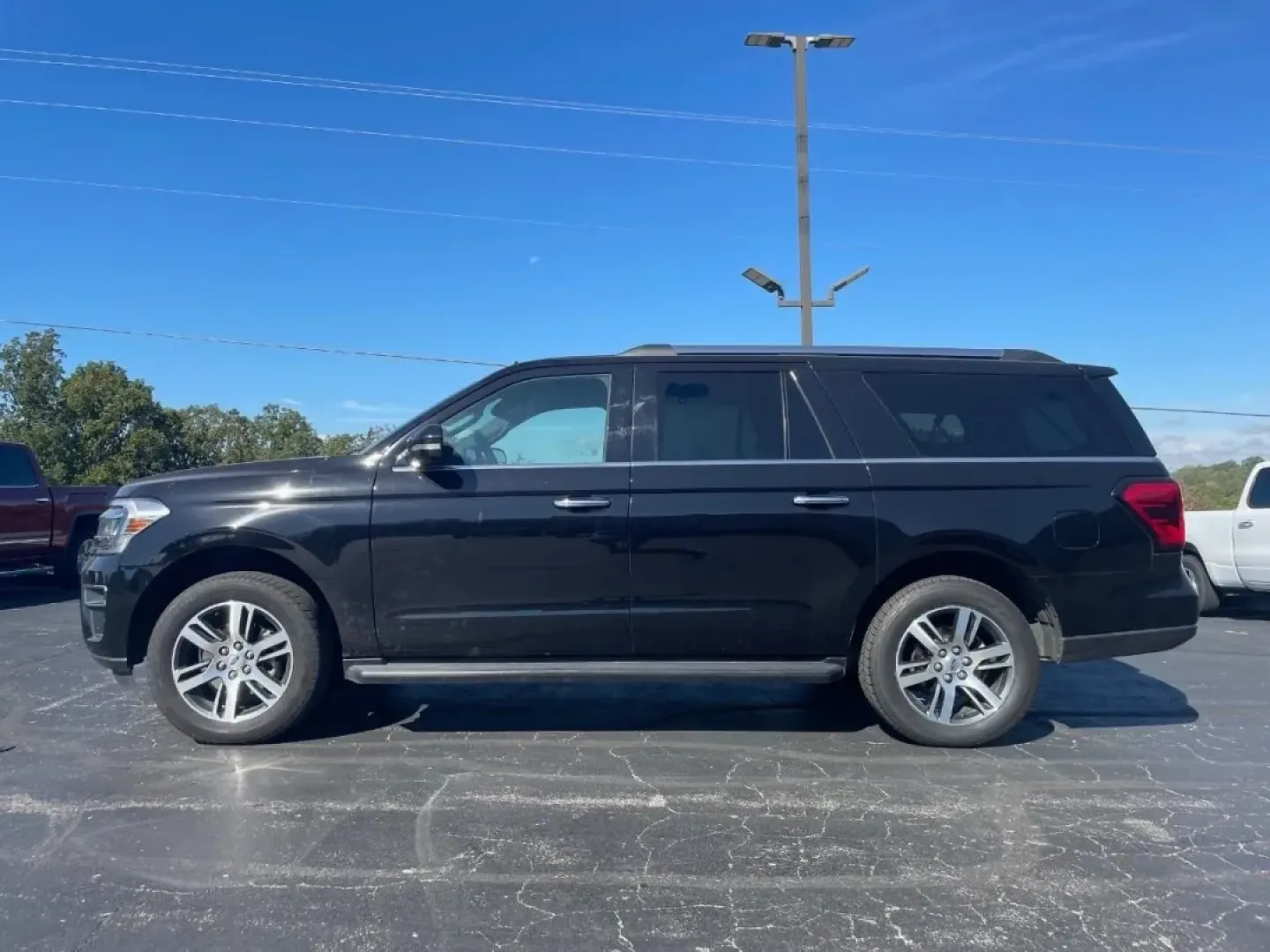 2024 /Mahogany Ford Expedition Max Limited (1FMJK2A83RE) with an Other engine, Automatic transmission, located at 12836 Highway 21, De Soto, MO, 63020, (636) 337-7777, 38.151867, -90.575615 - ### Discover Adventure with the 2024 Ford Expedition Max at Pettus Ford De Soto<br /> <br /> Are you ready to elevate your family adventures or embark on weekend getaways? The 2024 Ford Expedition Max is the perfect SUV for those who crave a balance of spacious comfort and rugged capability. Whether - Photo#35